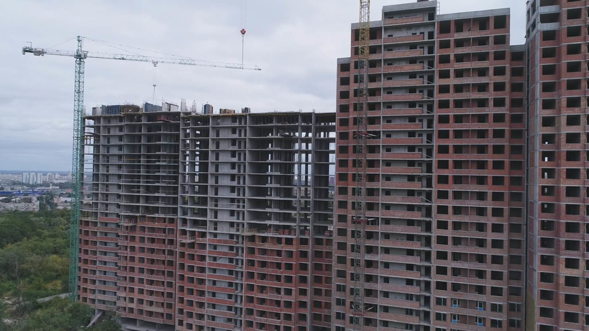 Станом на жовтень 2021 року ЖК Кирилівський Гай хід будівництва фото 317047