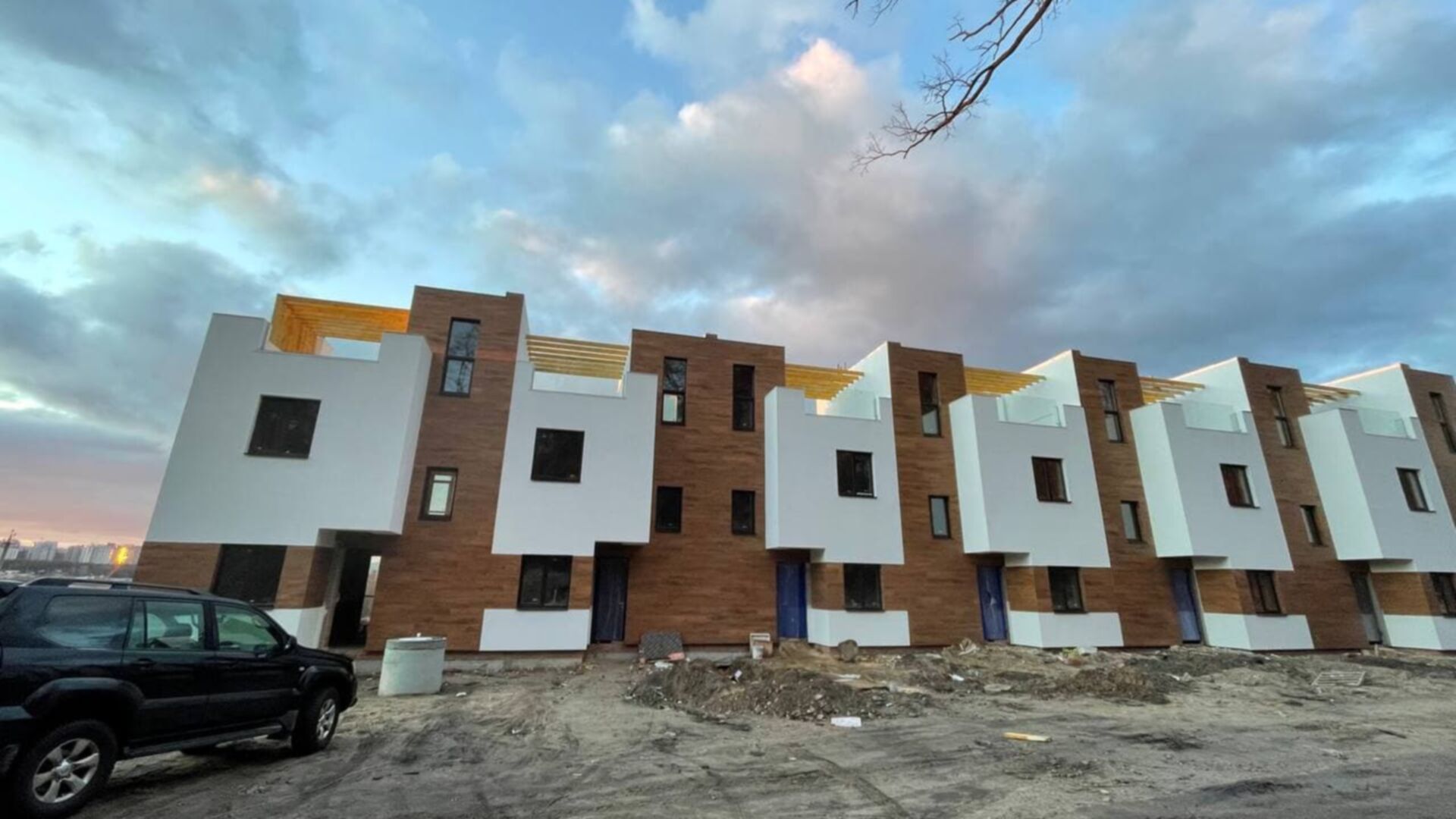 КМ Berega хід будівництва фото 335633