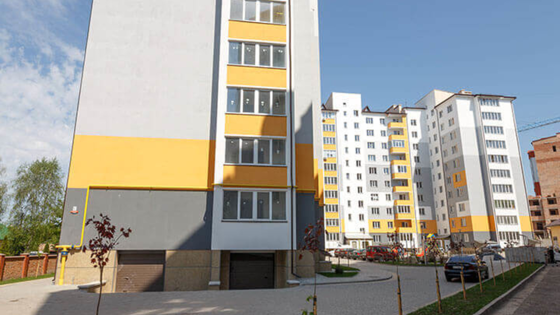 ЖК вул. Урожайна, 5  фото 383617