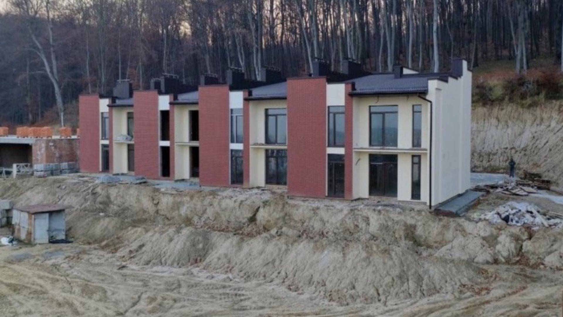 Таунхаус вул. Міхновського, 22 хід будівництва фото 388421