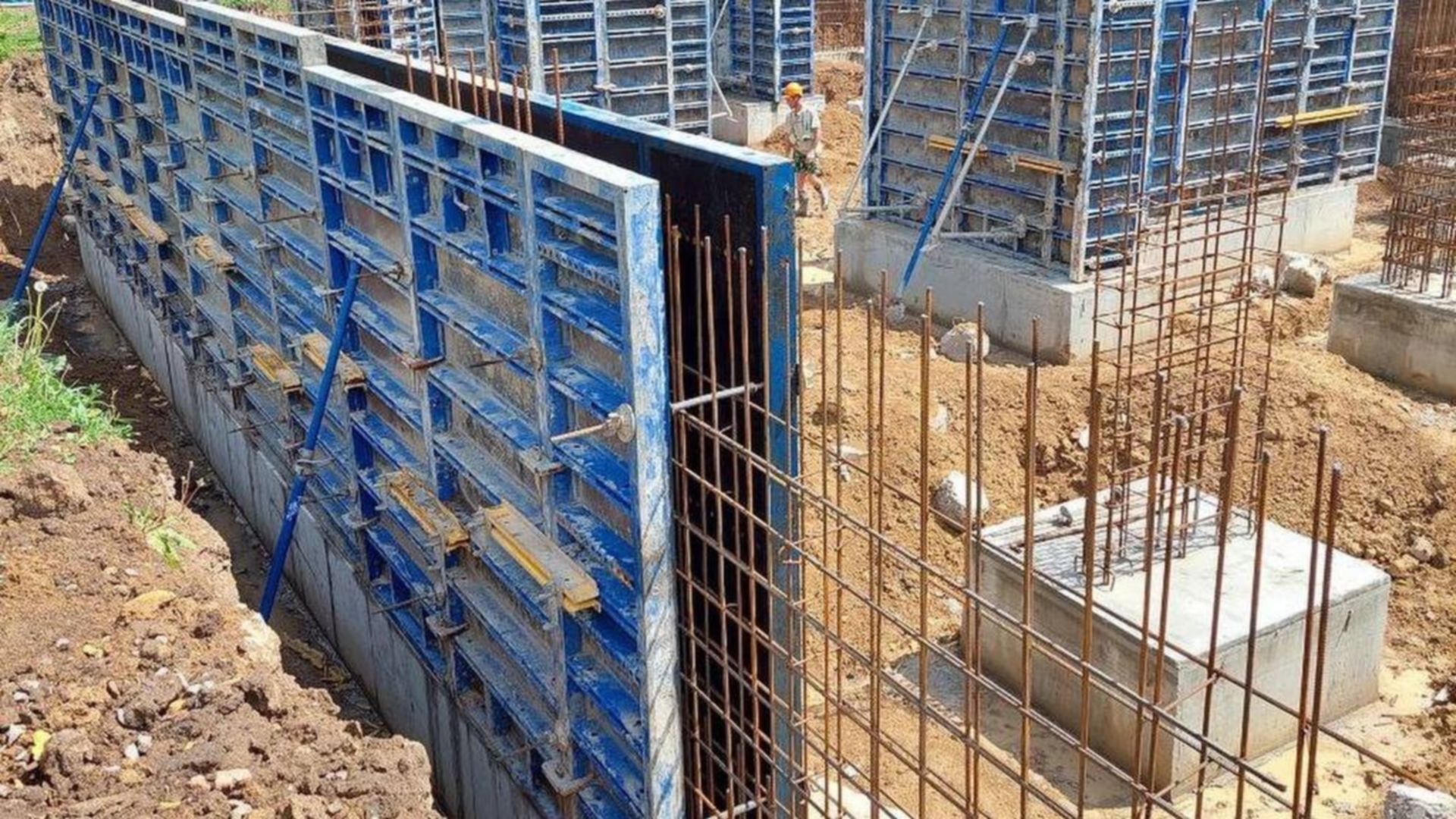 Станом на червень 2022 року ЖК вул. Героїв АТО, 81 хід будівництва фото 418258