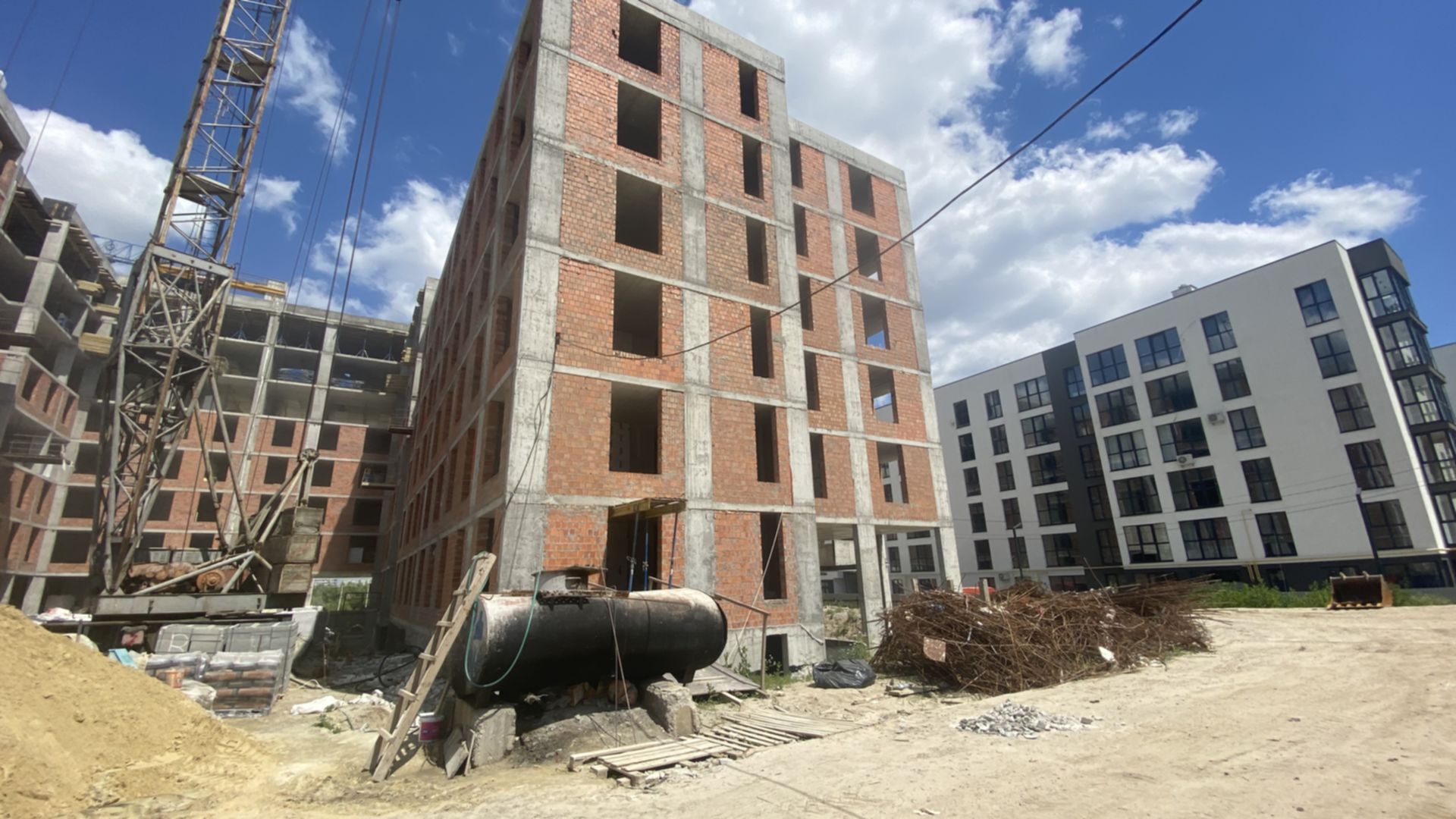 Состоянием на июнь 2022 года ЖК Avalon Holiday ход строительства фото 425038