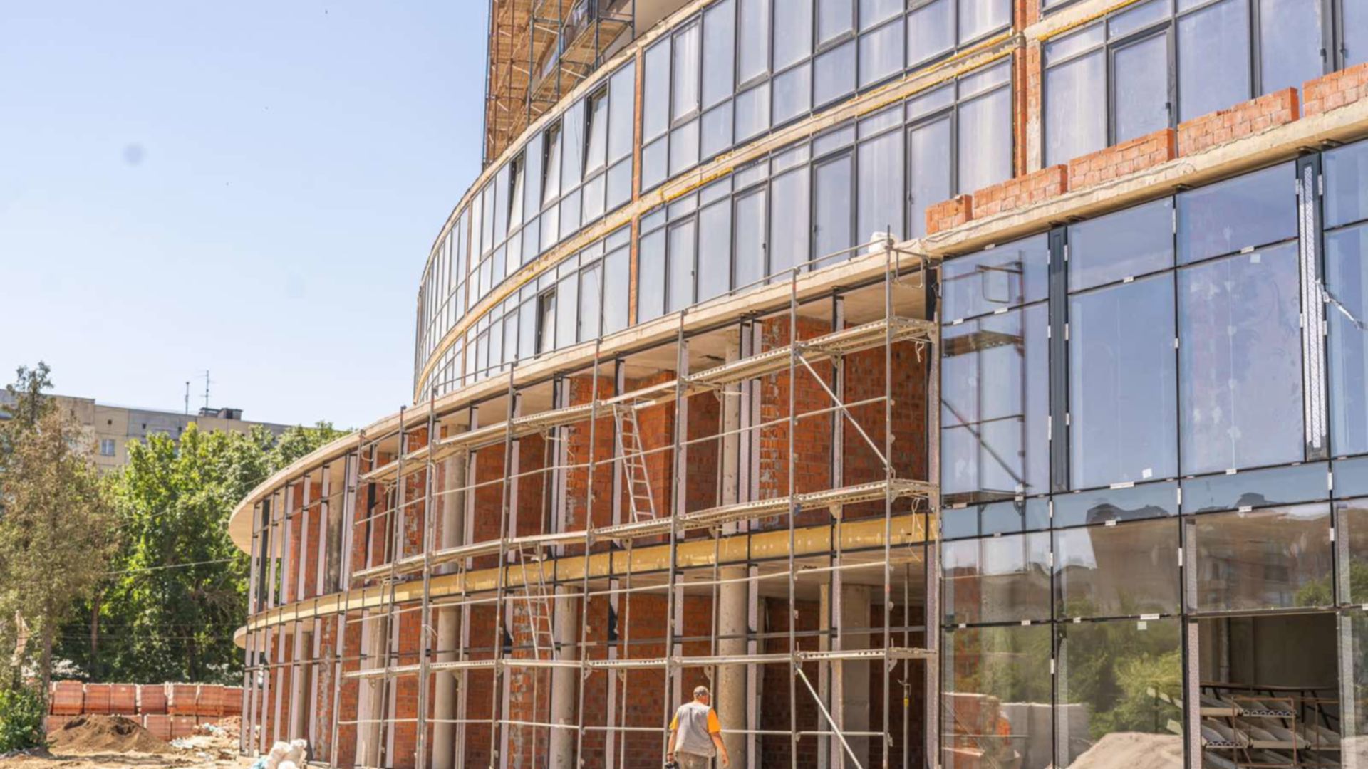 Состоянием на июль 2022 года ЖК Crystal ход строительства фото 453827