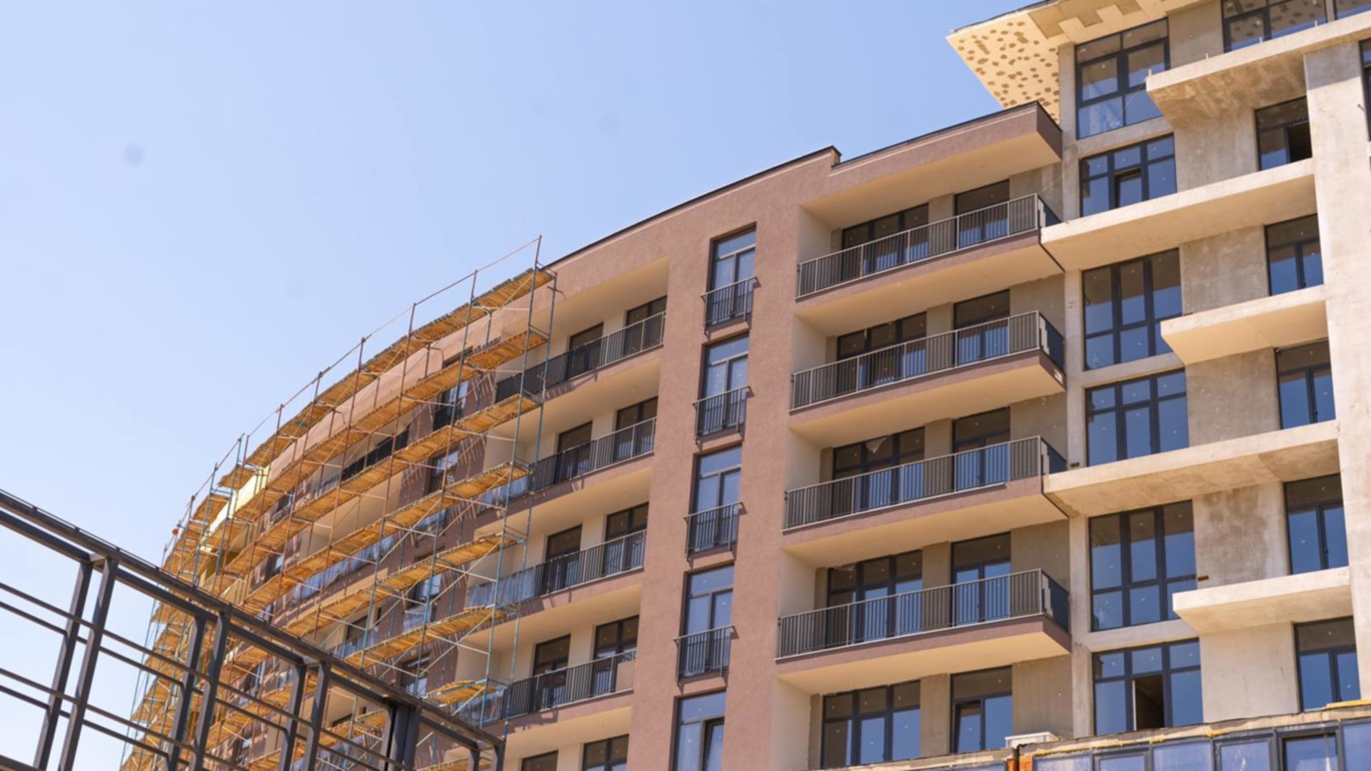 Состоянием на июль 2022 года ЖК Crystal ход строительства фото 453853