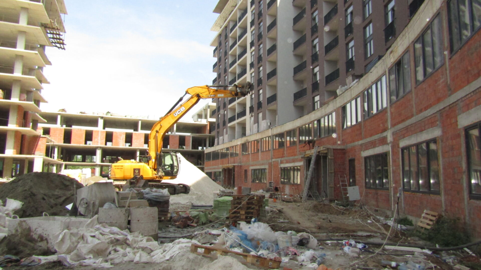 Состоянием на август 2022 года ЖК Crystal ход строительства фото 453870