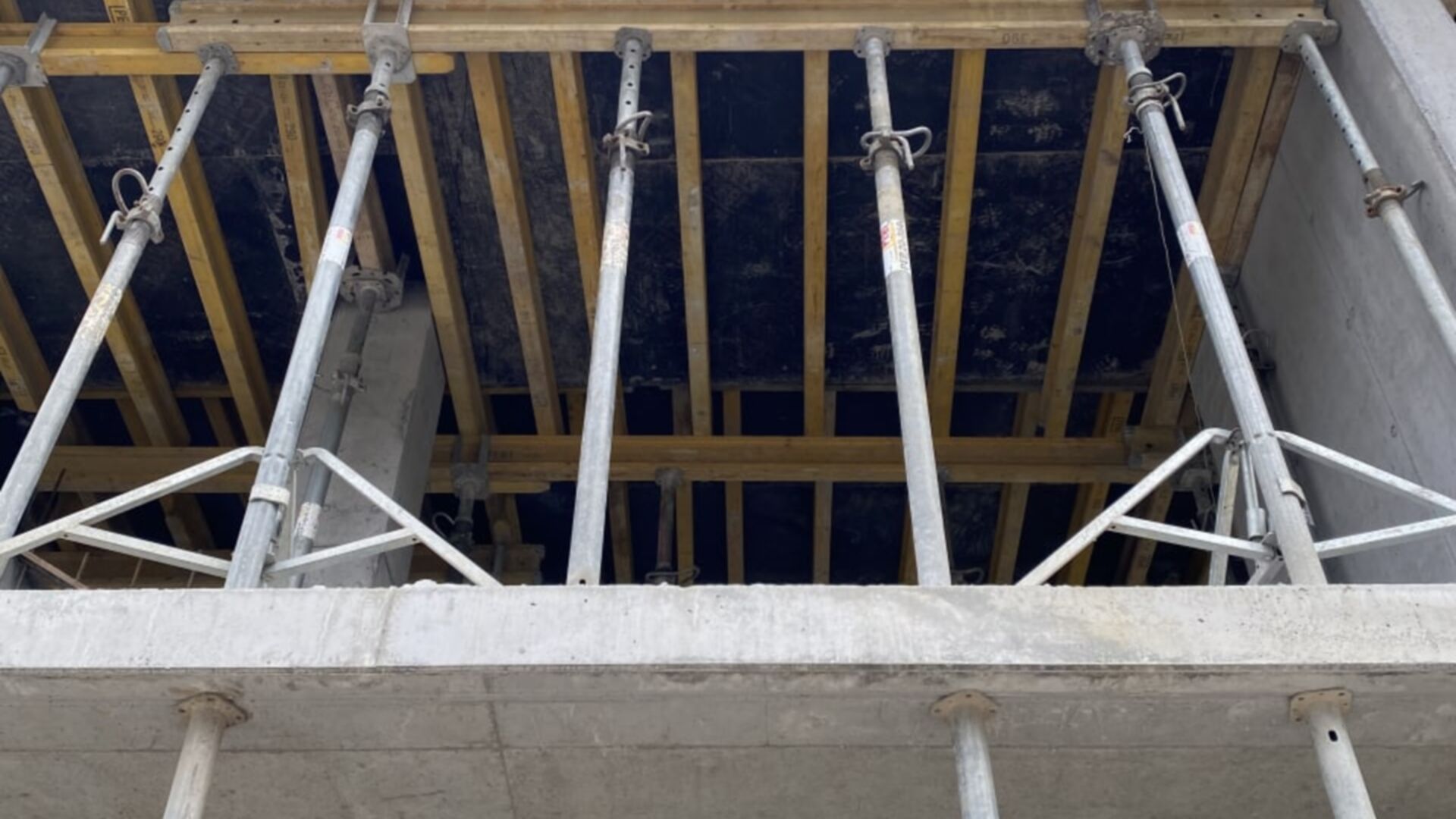 Таунхаус Forest hill хід будівництва фото 526192