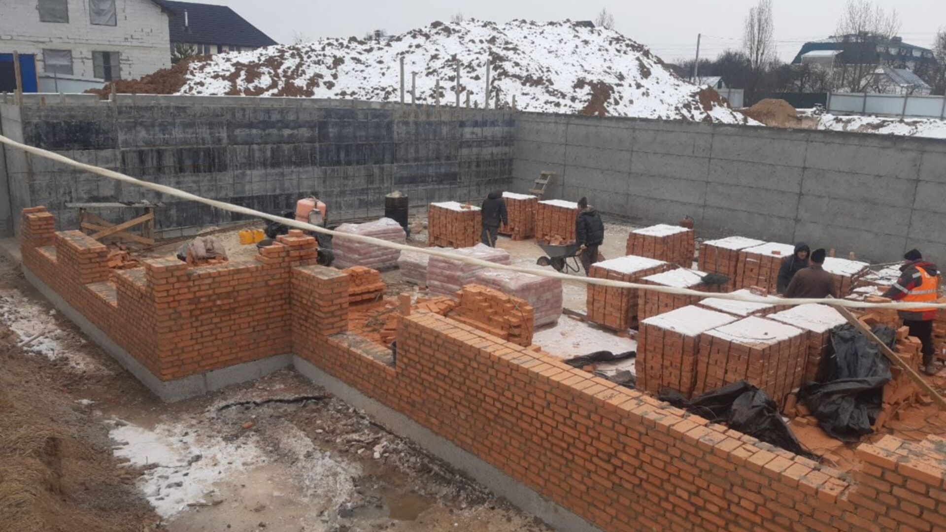 Станом на лютий 2023 року ЖК Міланж хід будівництва фото 547658