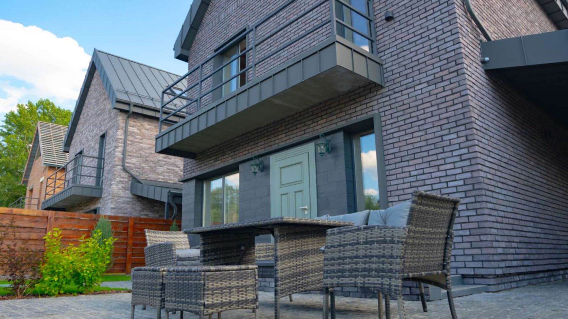 Состоянием на март 2023 года КГ BritanHouse ход строительства фото 552013