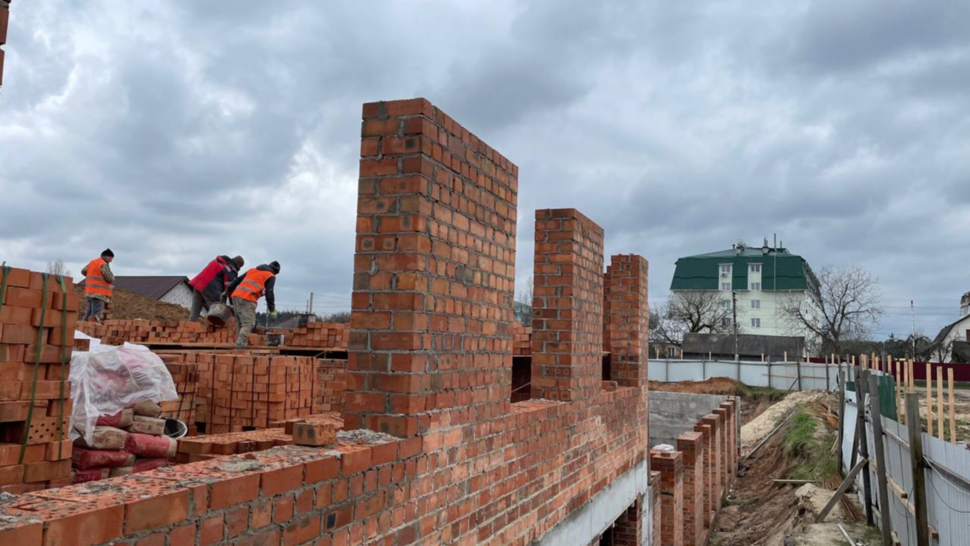 Станом на квітень 2023 року ЖК Міланж хід будівництва фото 564574