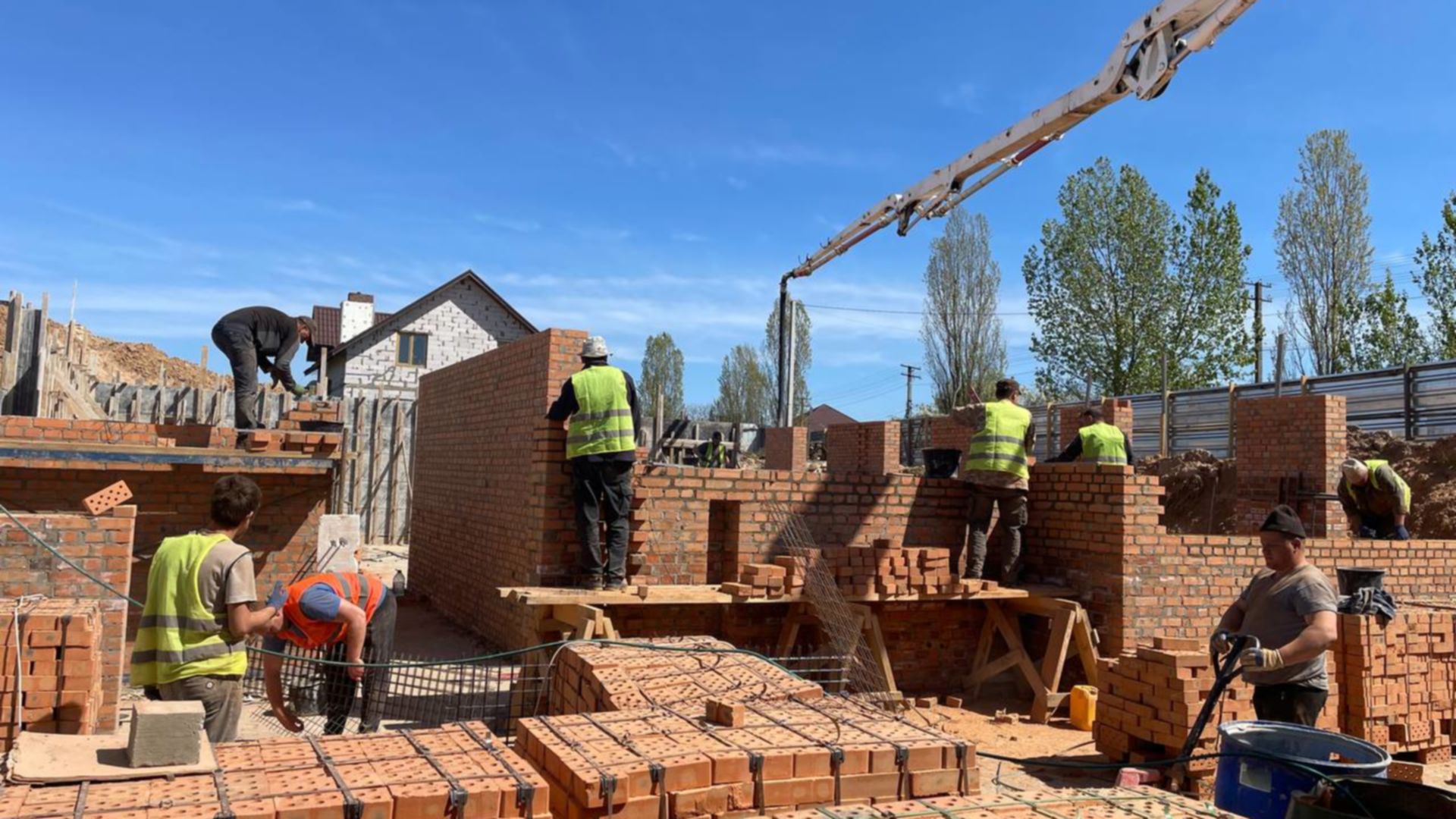 Станом на травень 2023 року ЖК Міланж хід будівництва фото 568193