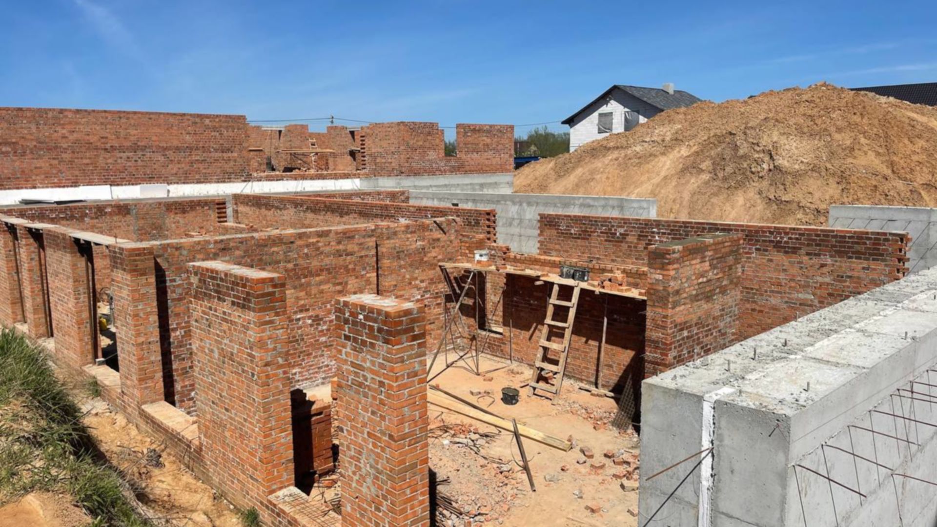 Станом на травень 2023 року ЖК Міланж хід будівництва фото 568205