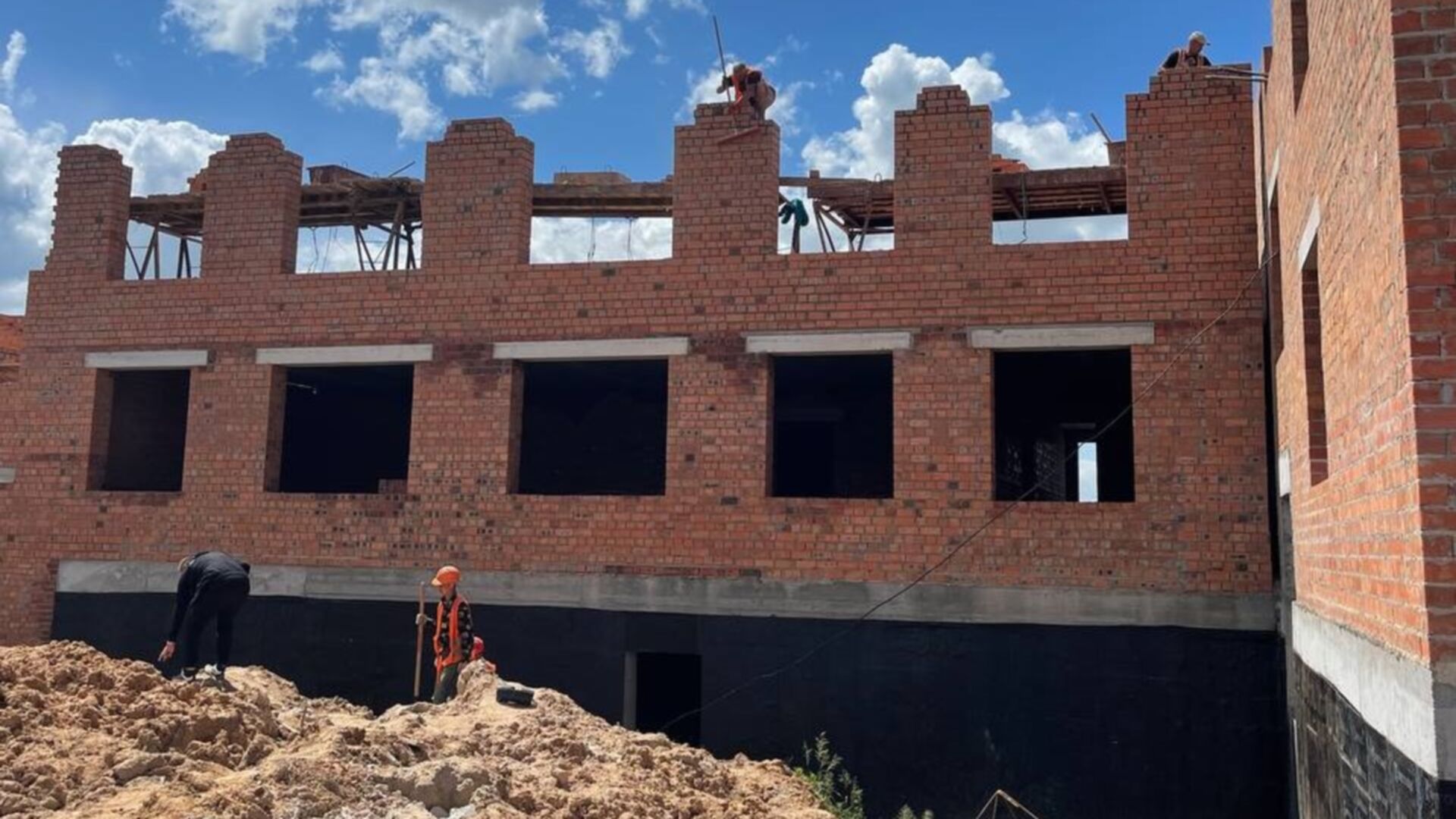 Станом на червень 2023 року ЖК Міланж хід будівництва фото 583327