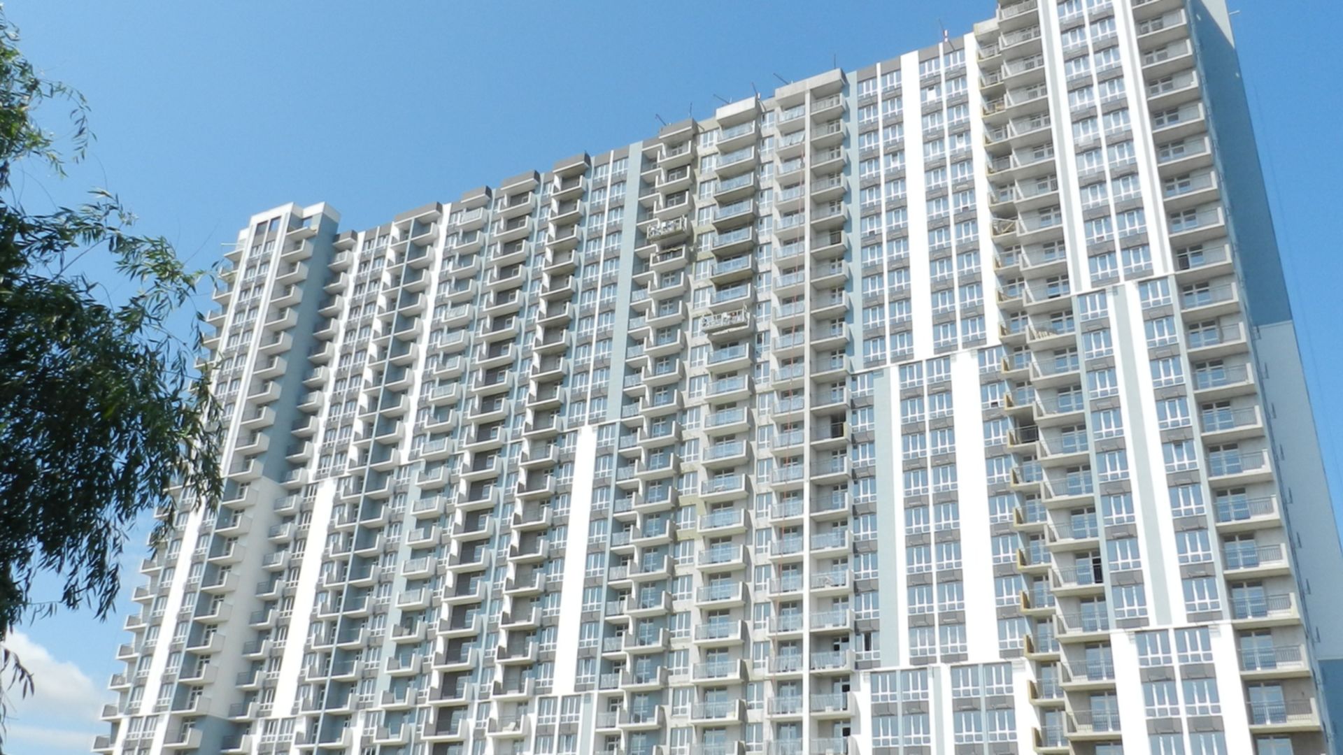 Состоянием на июль 2023 года ЖК Авеню 42 ход строительства фото 585344