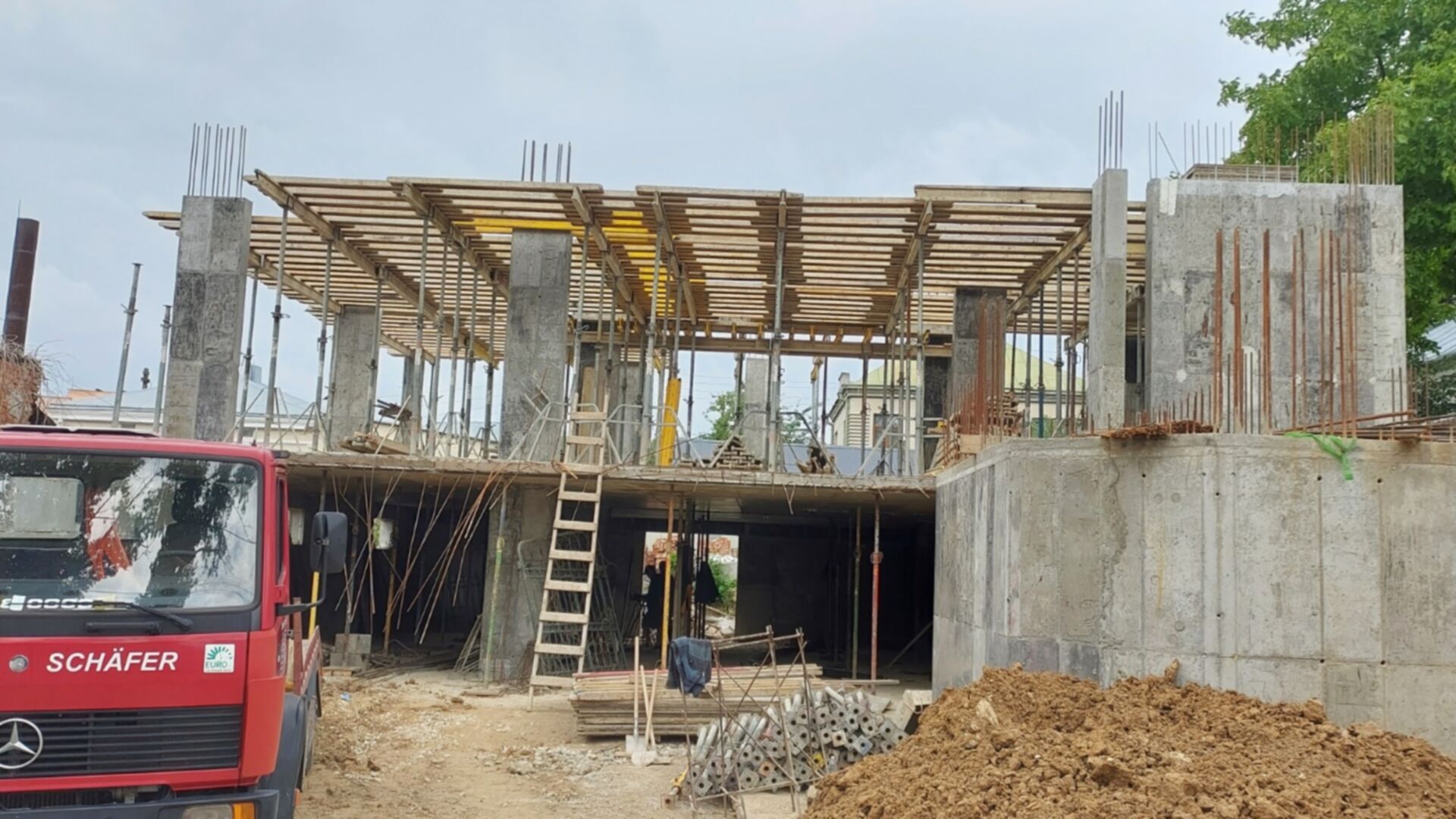 Станом на липень 2023 року ЖК на Шпитальній 2 хід будівництва фото 585879