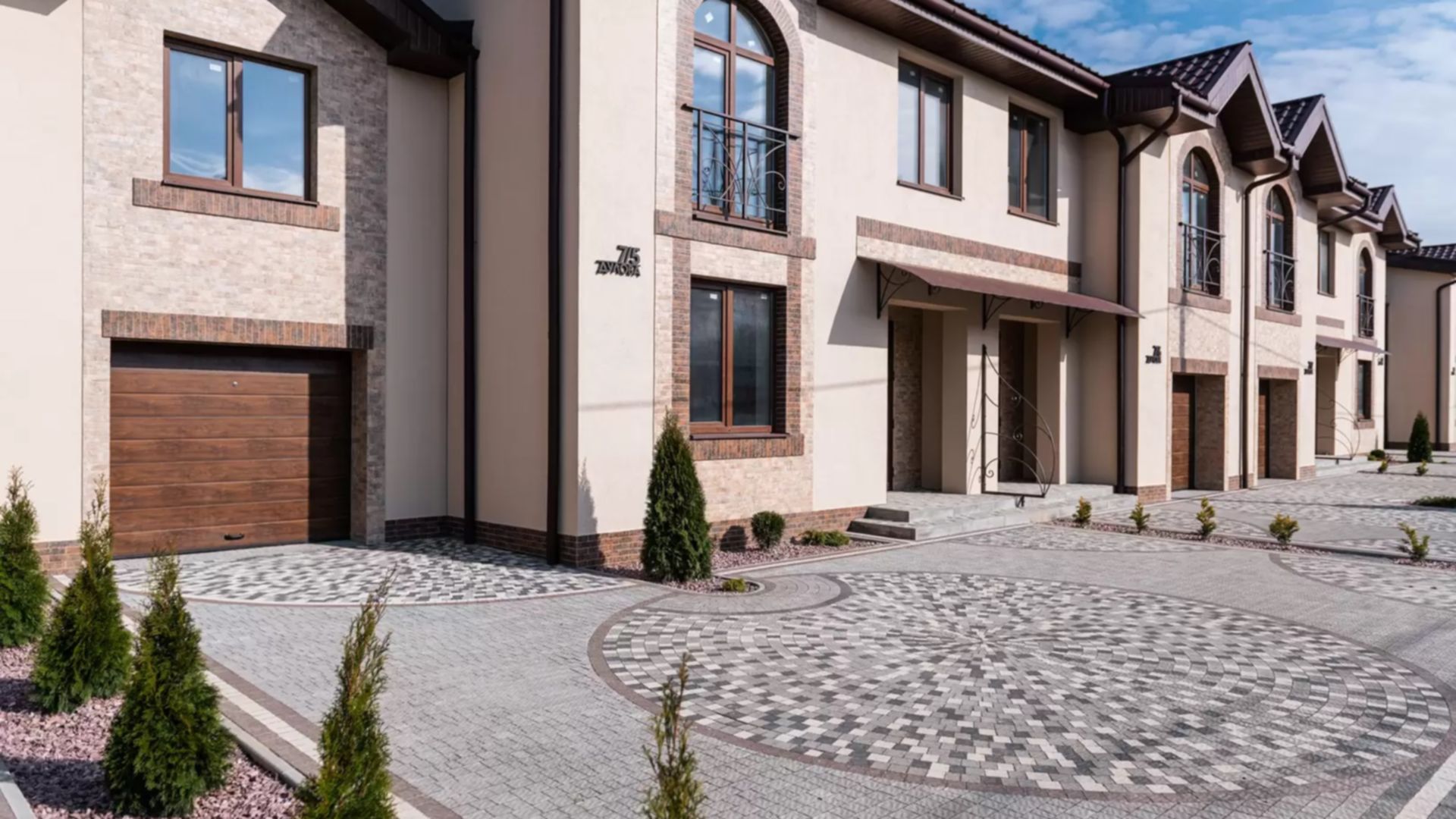 Станом на червень 2023 року Таунхаус Дулова хід будівництва фото 587027