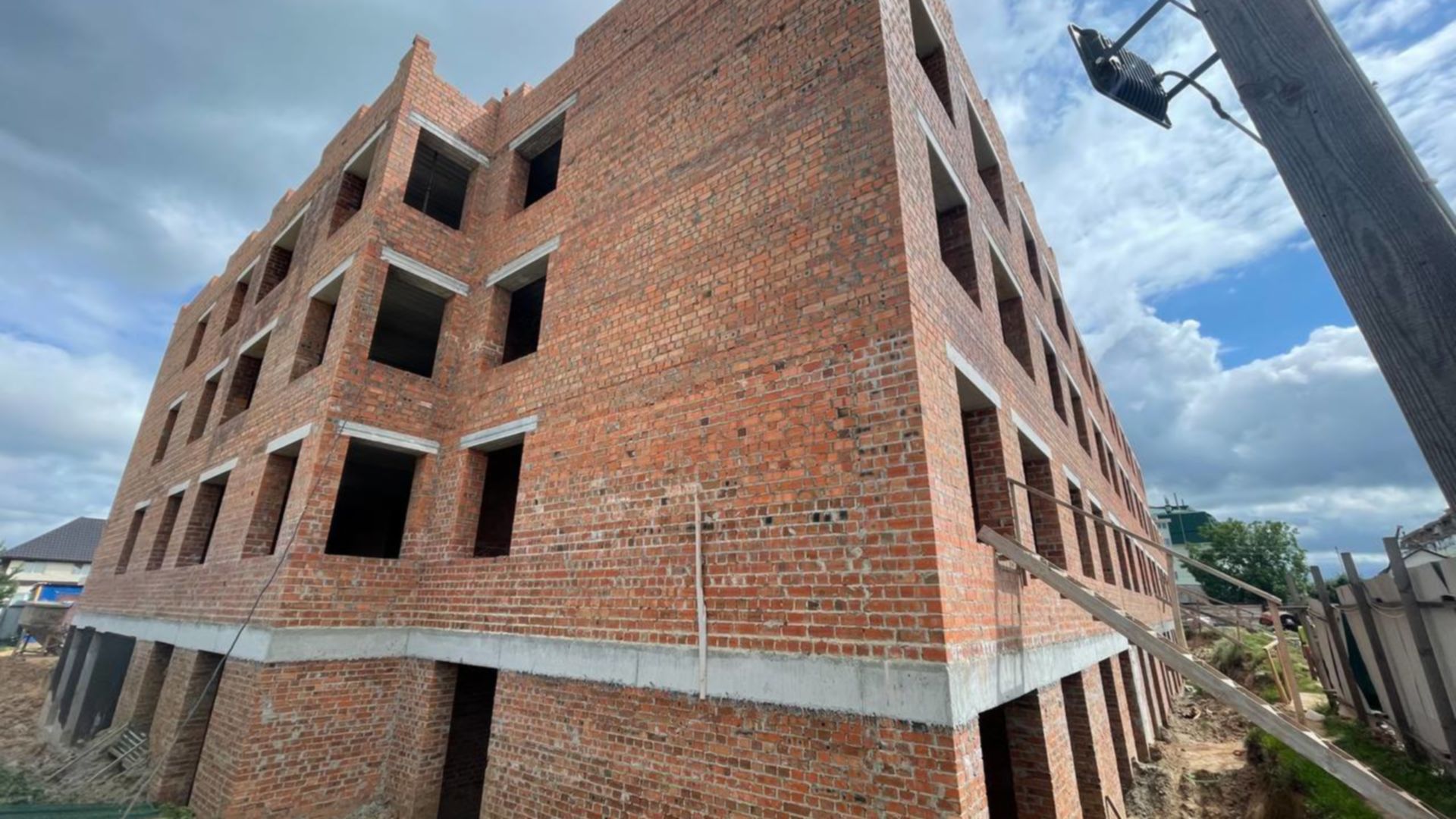 Станом на серпень 2023 року ЖК Міланж хід будівництва фото 595189