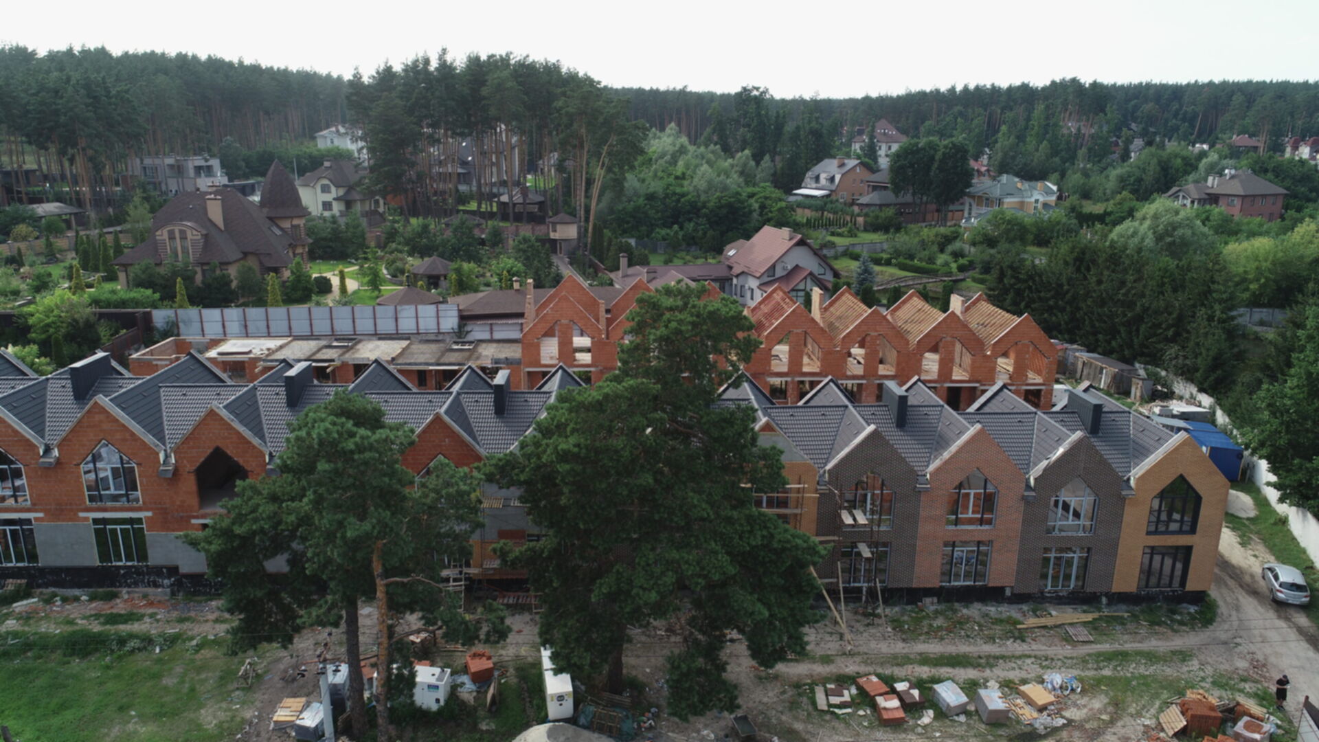 Состоянием на август 2023 года Таунхаус Fort Homes ход строительства фото 596367