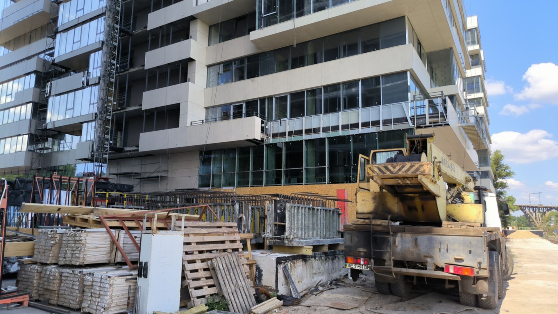 Состоянием на август 2023 года Апарт-комплекс Port City ход строительства фото 599056