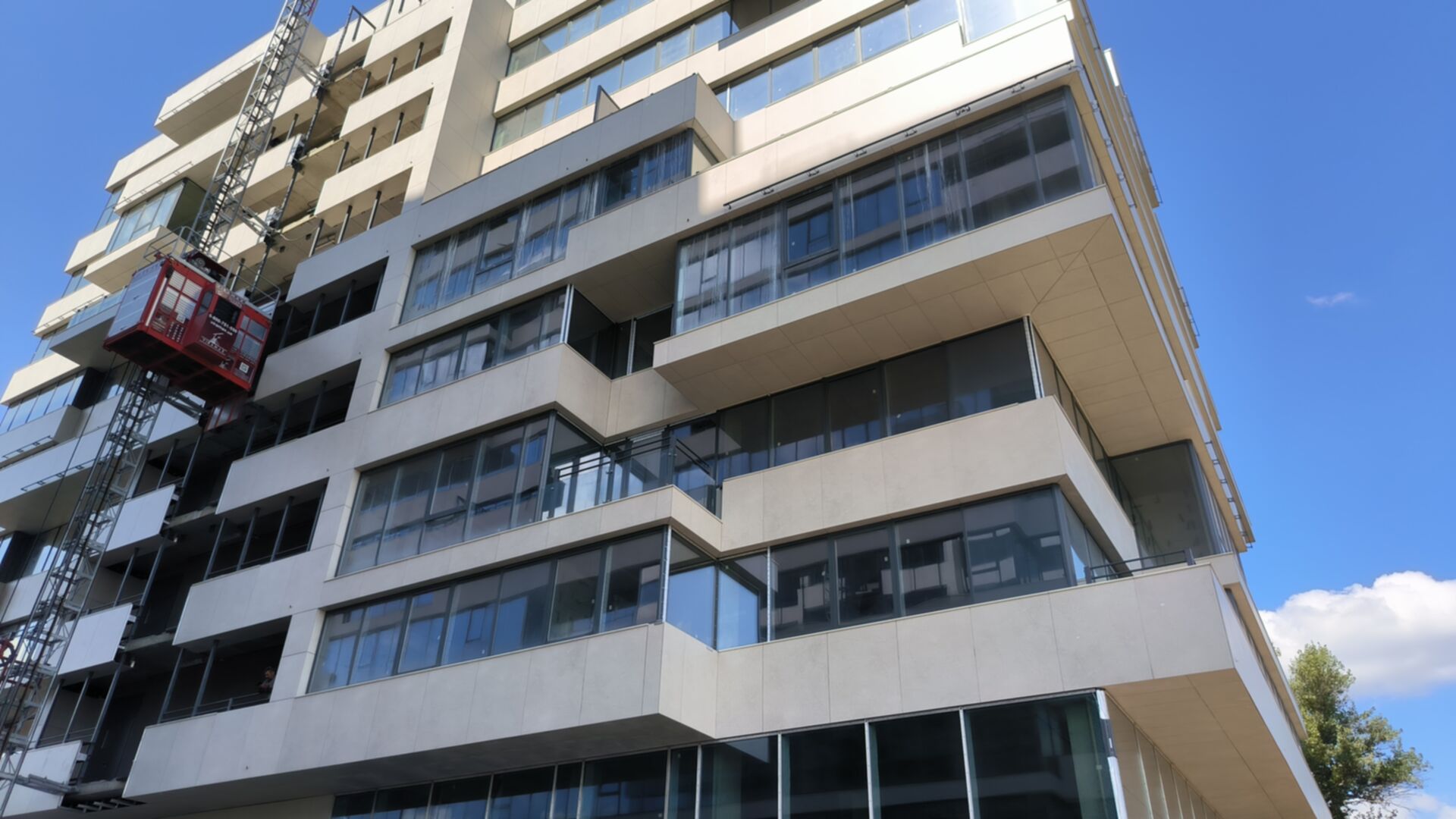 Состоянием на август 2023 года Апарт-комплекс Port City ход строительства фото 599059