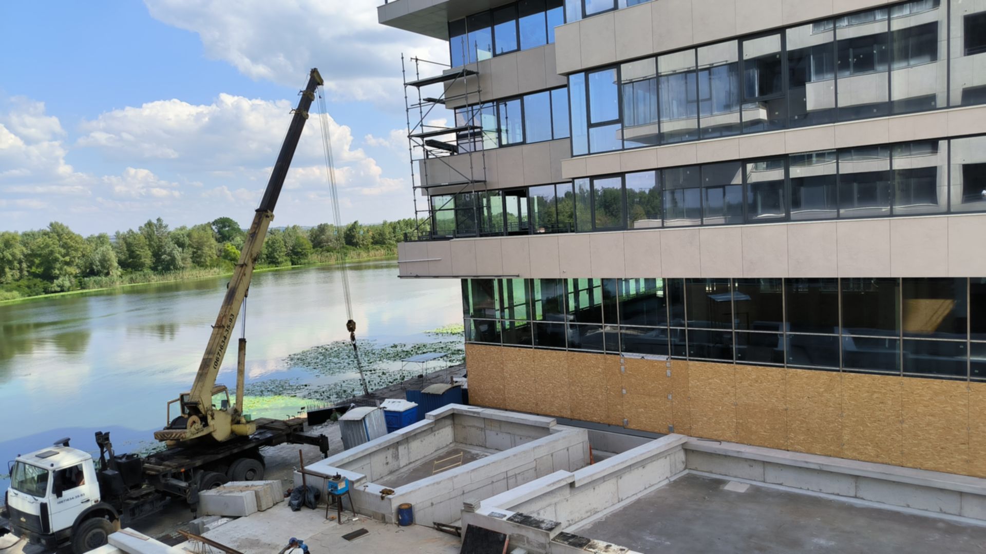 Состоянием на август 2023 года Апарт-комплекс Port City ход строительства фото 599068