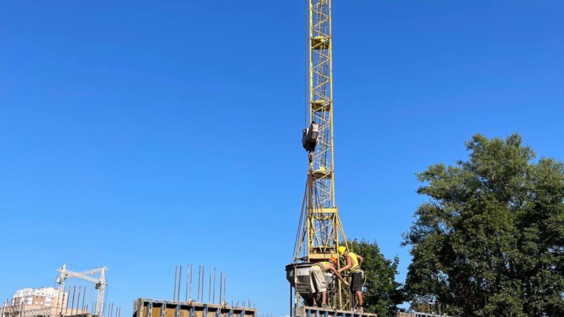 Станом на серпень 2023 року ЖК вул. Героїв АТО, 81 хід будівництва фото 600621