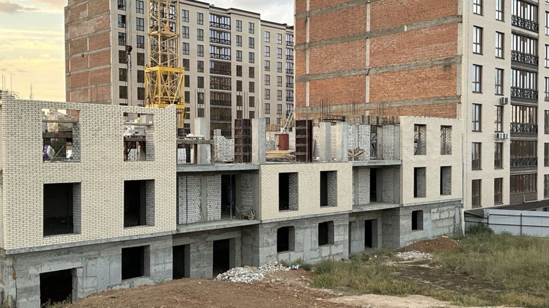 Станом на вересень 2023 року ЖК Парус хід будівництва фото 608139