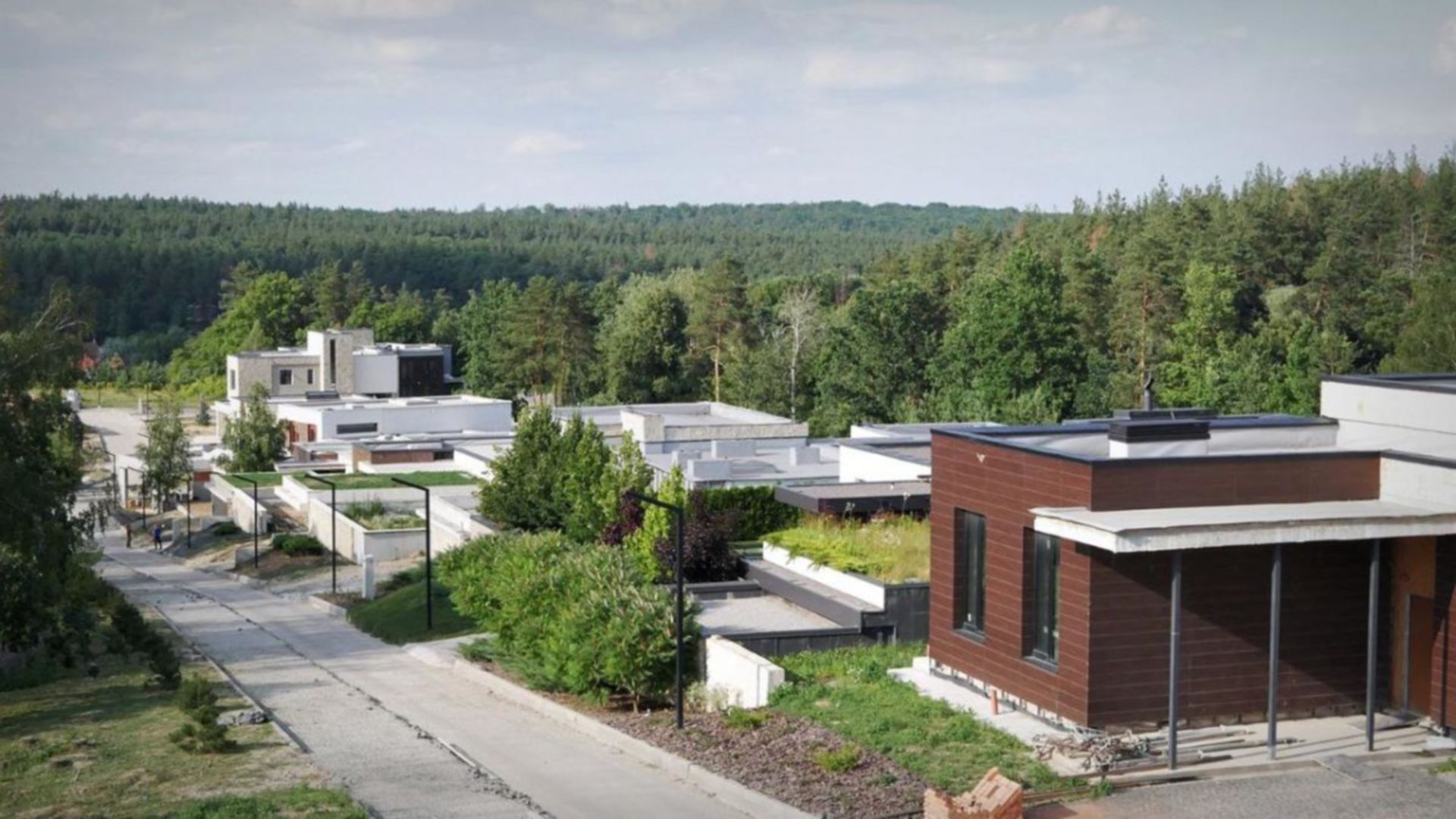 Состоянием на октябрь 2023 года КГ Obriy Family Club ход строительства фото 610743