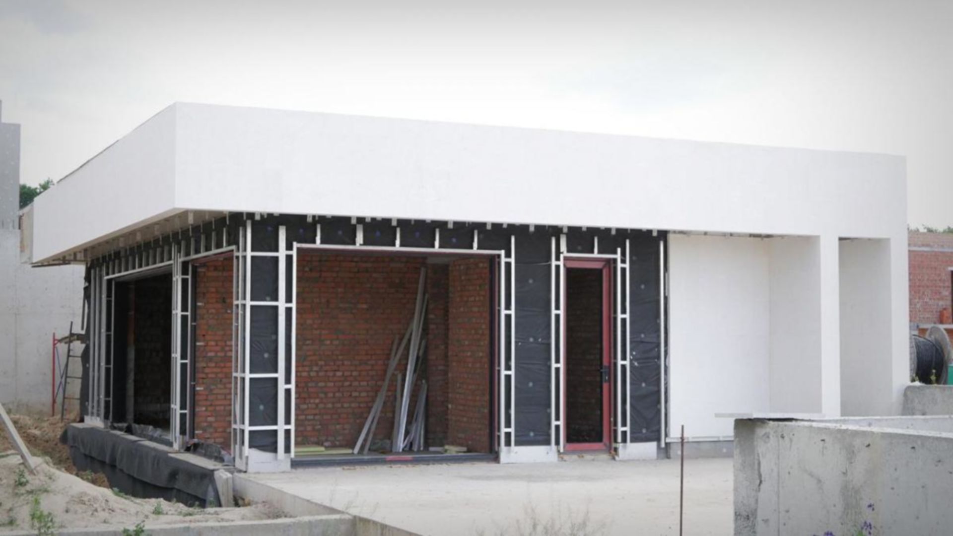 Состоянием на октябрь 2023 года КГ Obriy Family Club ход строительства фото 610744