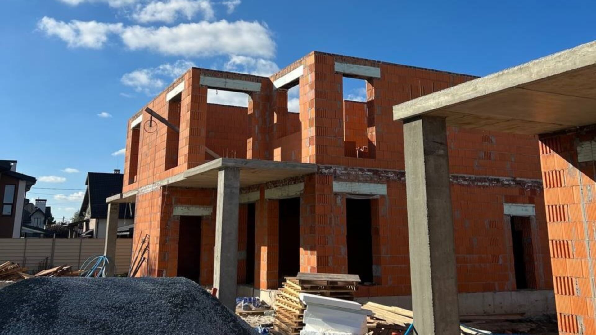 Станом на вересень 2023 року КМ Stone Village хід будівництва фото 613923