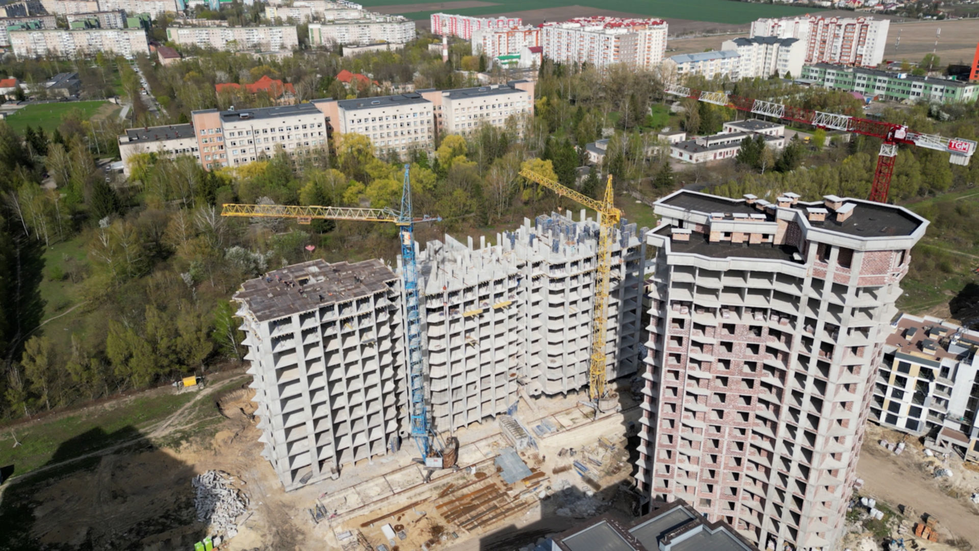 ЖК Варшавський мікрорайон, 8 черга хід будівництва фото 680765