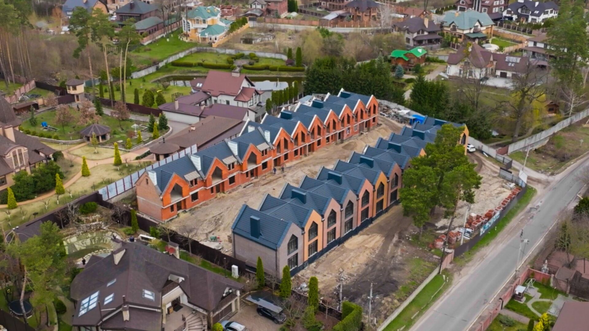 Состоянием на март 2024 года Таунхаус Fort Homes ход строительства фото 681476