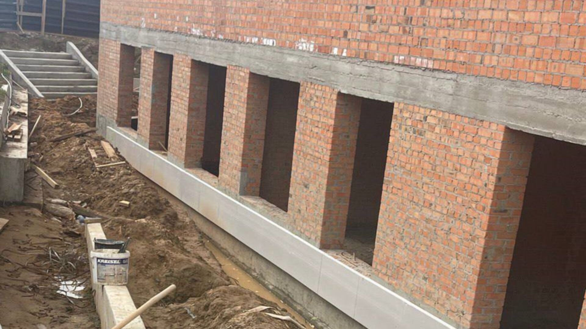 Станом на квітень 2024 року ЖК Міланж хід будівництва фото 687621