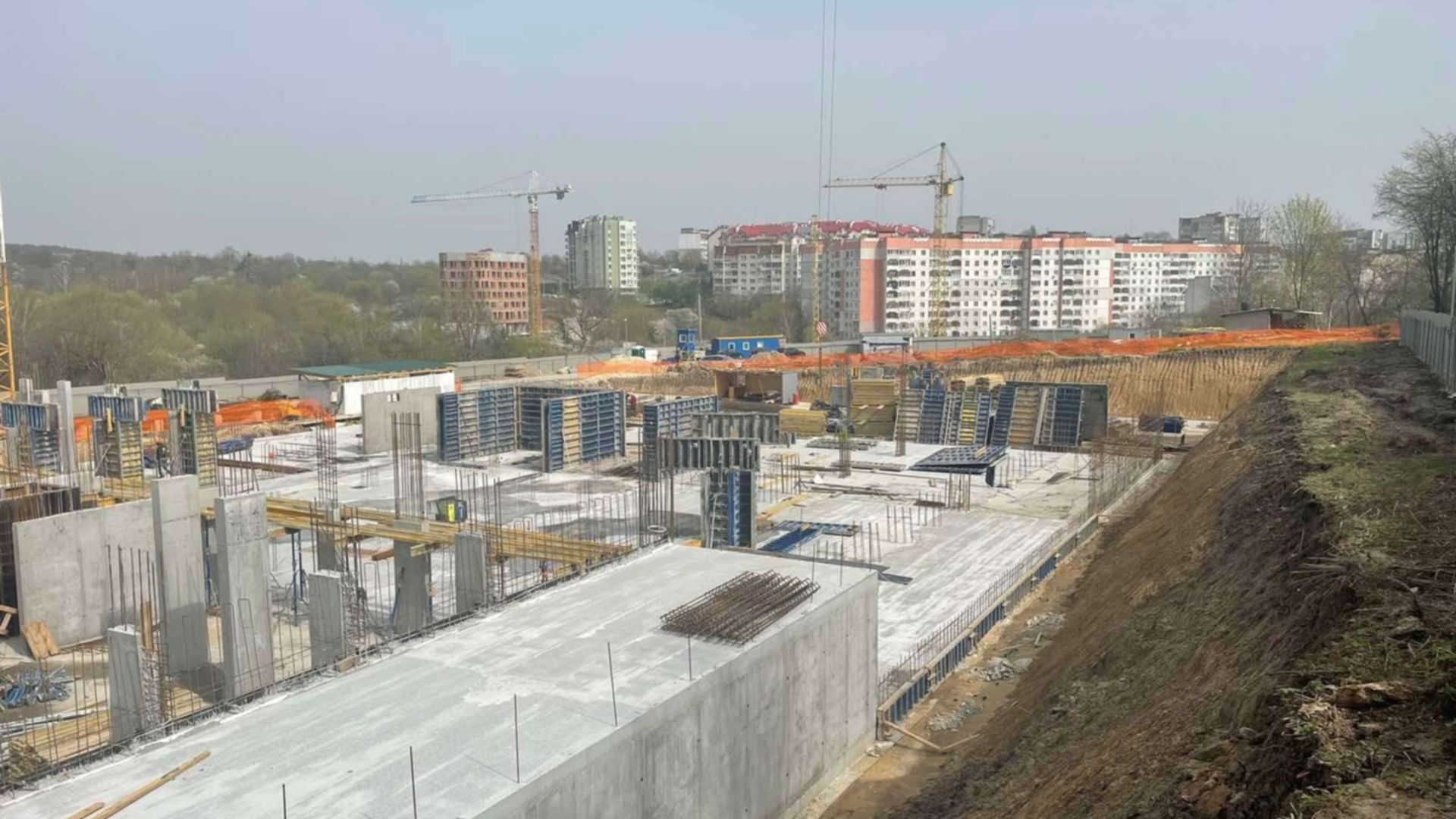 Станом на квітень 2024 року Затишний квартал MHouse хід будівництва фото 689747