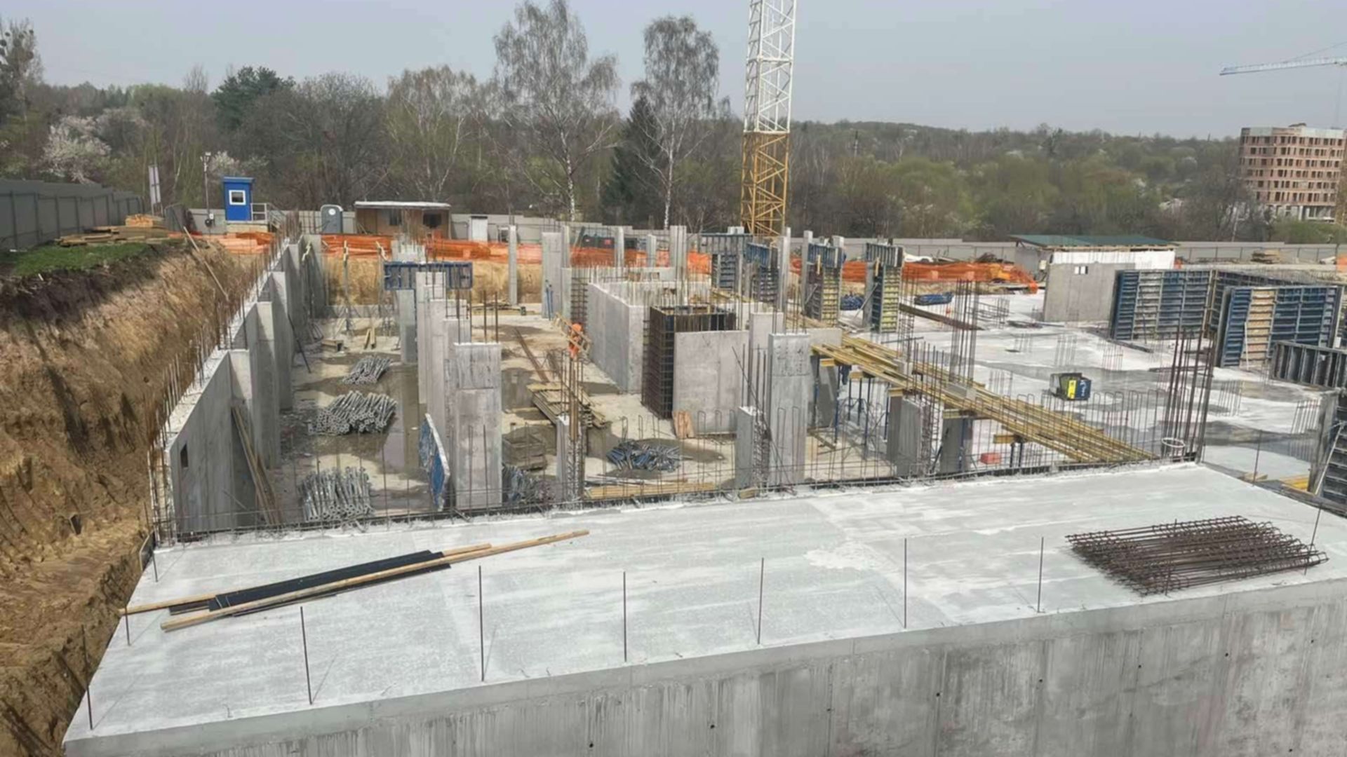 Станом на квітень 2024 року Затишний квартал MHouse хід будівництва фото 689749