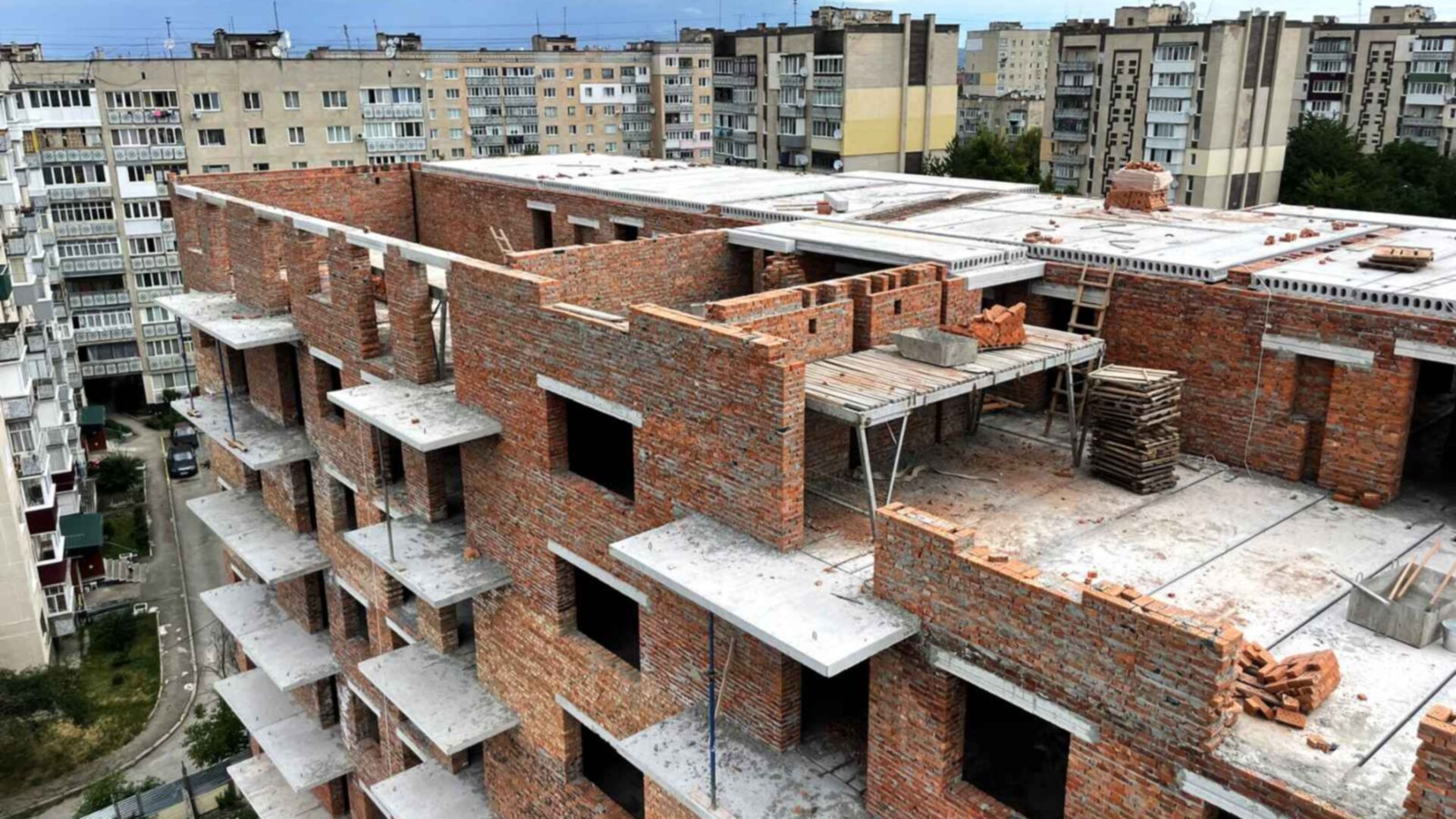 Состоянием на июнь 2024 года ЖК Smart Fort ход строительства фото 718274