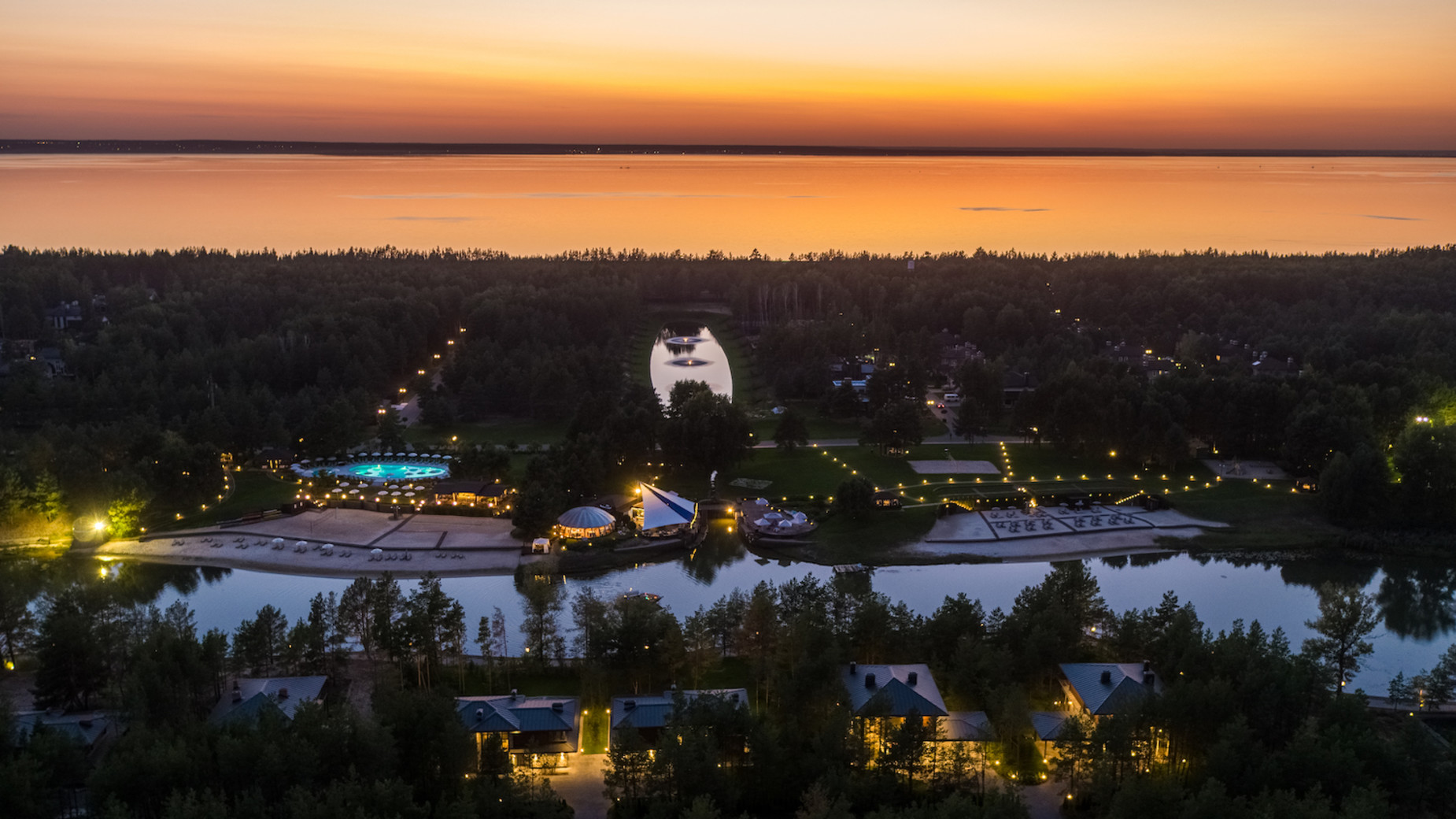 КМ Riviera Village  фото 732549
