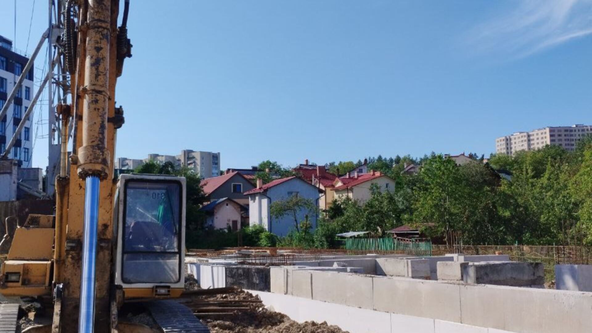 Состоянием на август 2024 года ЖК ул. Бориславская, 20 ход строительства фото 741117