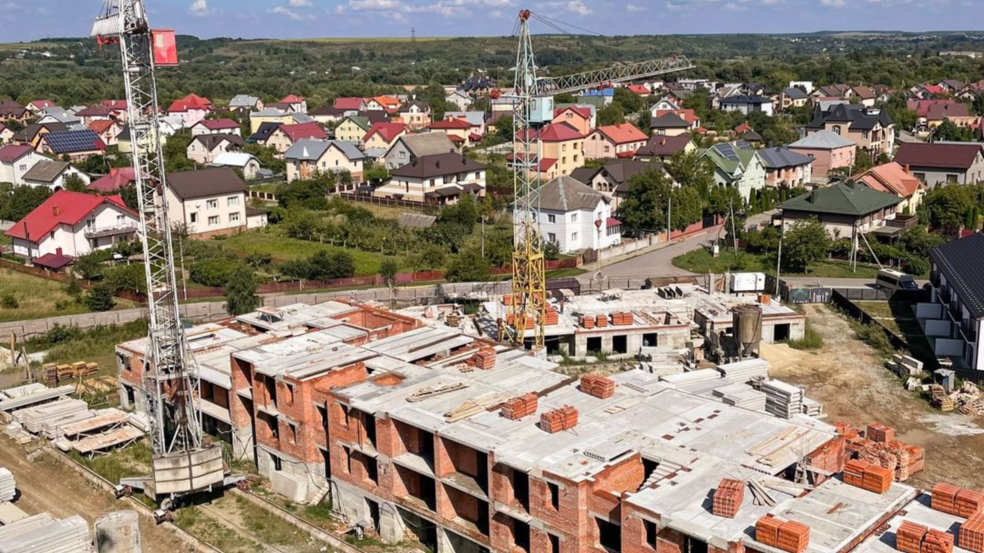 ЖК Каскад-Ярко хід будівництва фото 743396