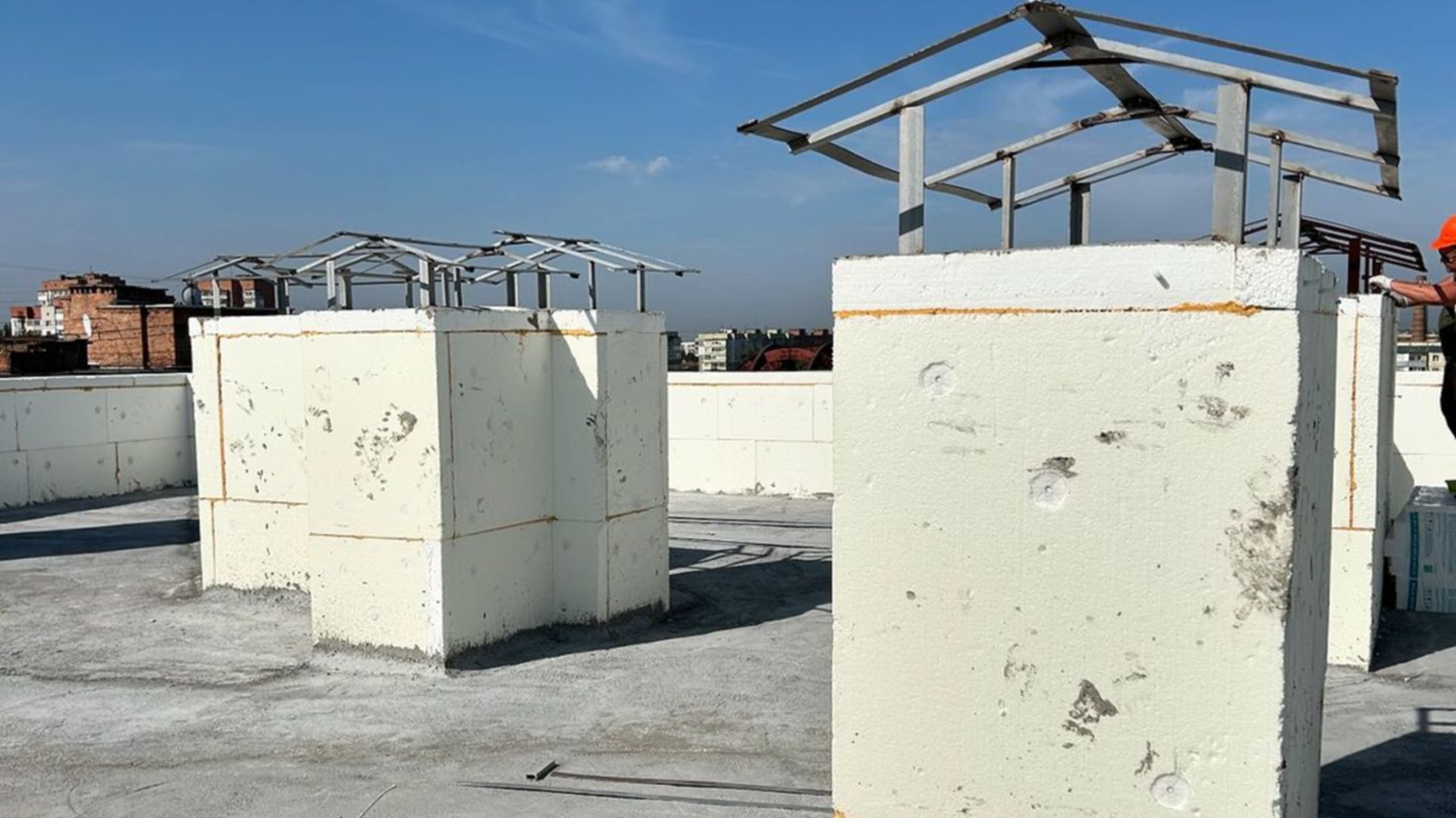 Станом на серпень 2024 року ЖК вул. Героїв АТО, 81 хід будівництва фото 746036