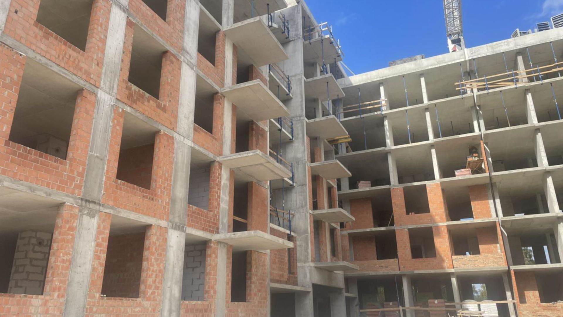 Станом на жовтень 2024 року Затишний квартал MHouse хід будівництва фото 770502