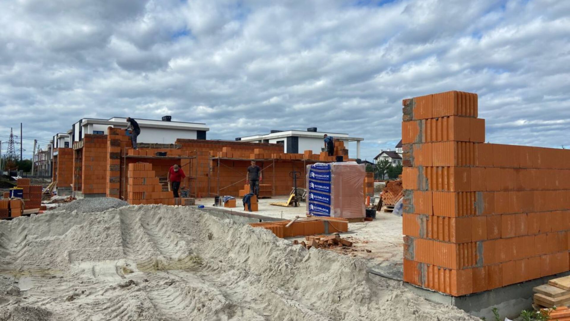 Станом на жовтень 2024 року КМ Stone Village хід будівництва фото 771546