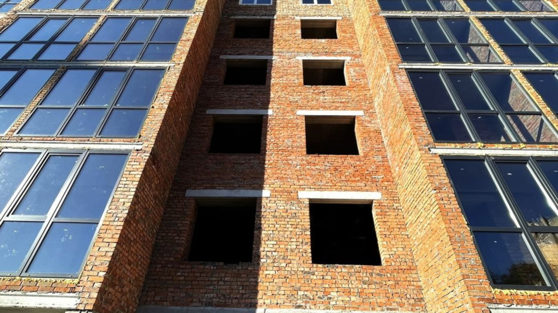 Состоянием на октябрь 2024 года ЖК Smart Fort ход строительства фото 772985