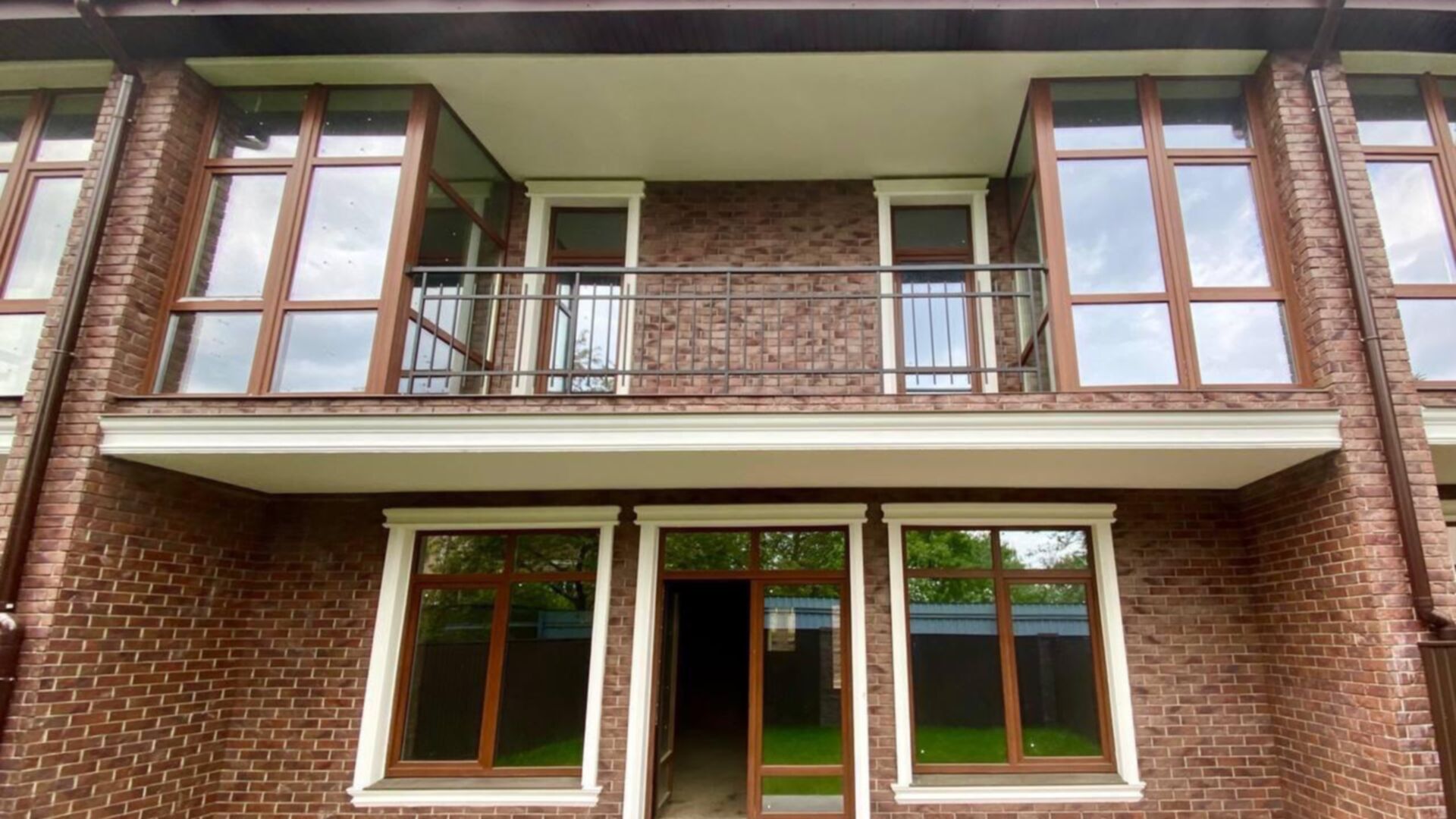 Таунхаус Protasiv Residence ход строительства фото 773536