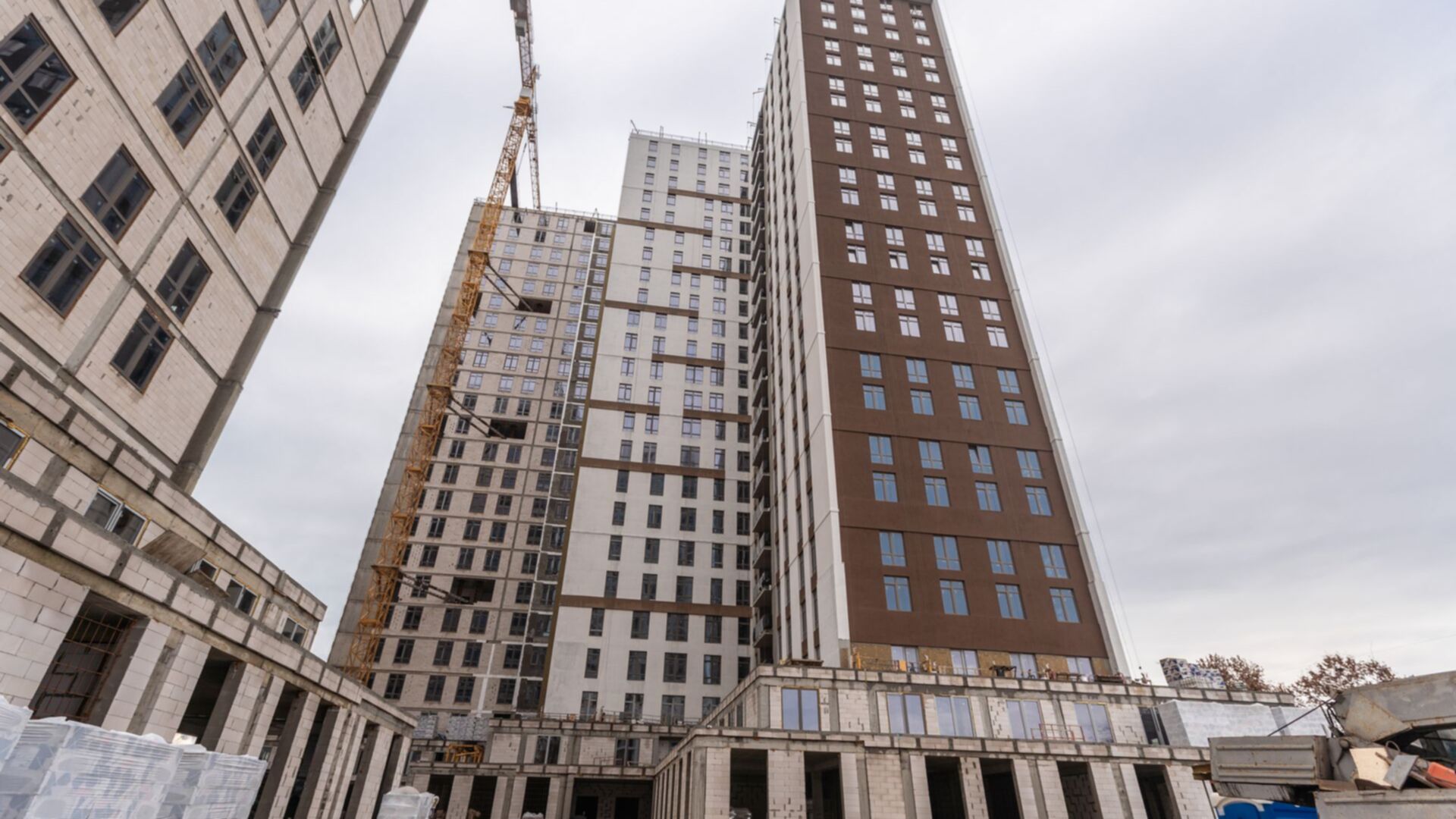 Состоянием на январь 2025 года БЦ Kadorr City ход строительства фото 805145