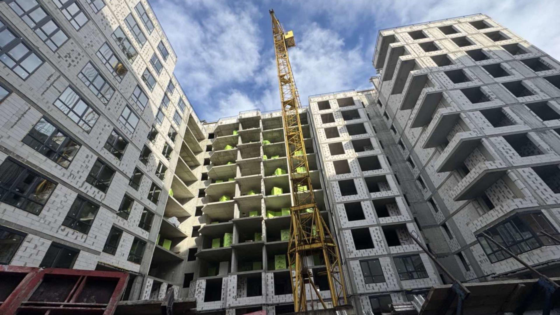 Станом на лютий 2025 року ЖК вул. Тролейбусна, 5 хід будівництва фото 814033