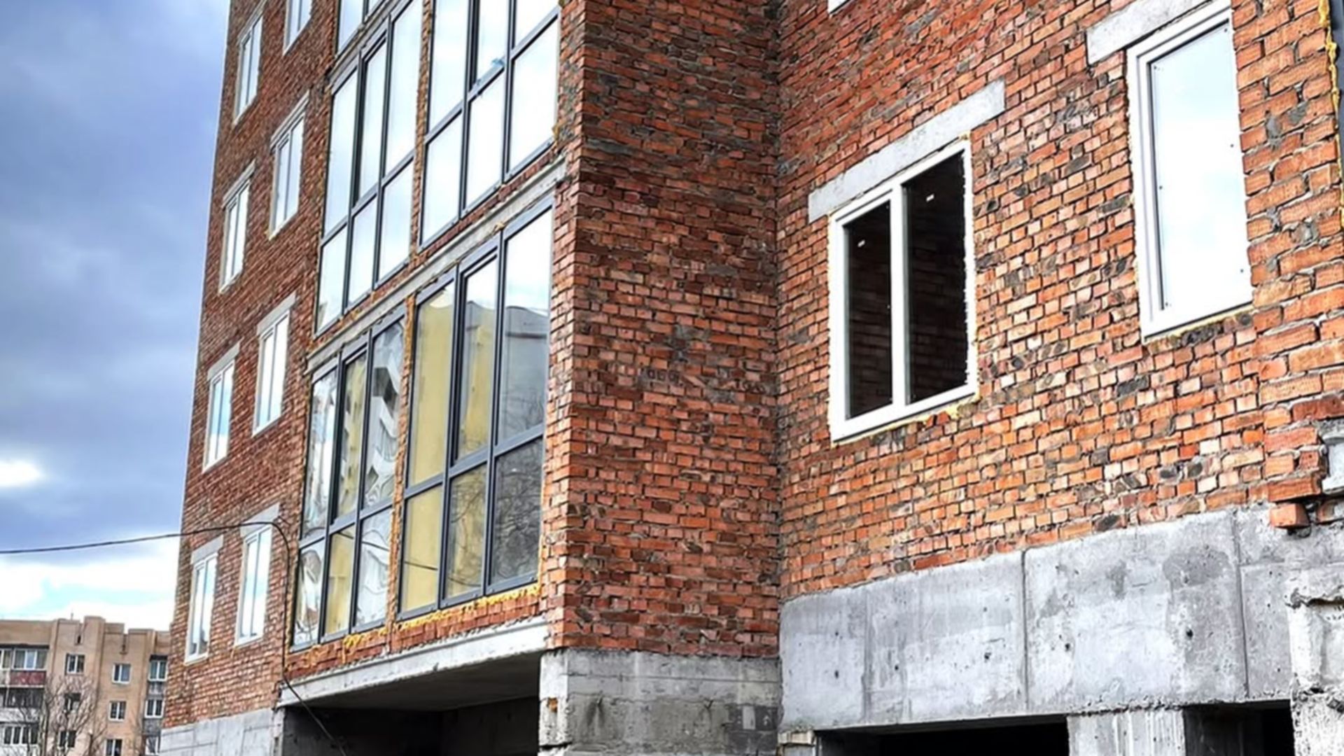 Состоянием на февраль 2025 года ЖК Smart Fort ход строительства фото 815753