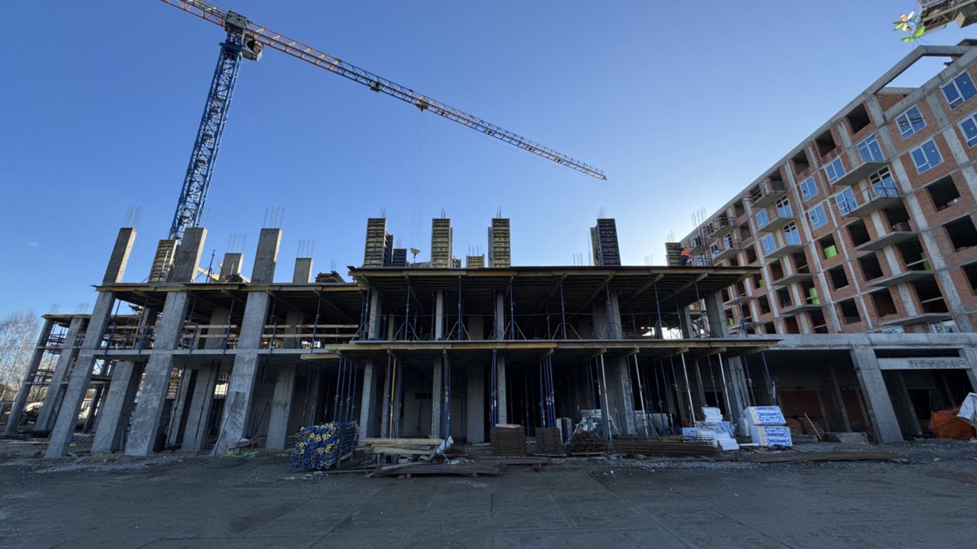 Станом на лютий 2025 року Затишний квартал MHouse хід будівництва фото 821609