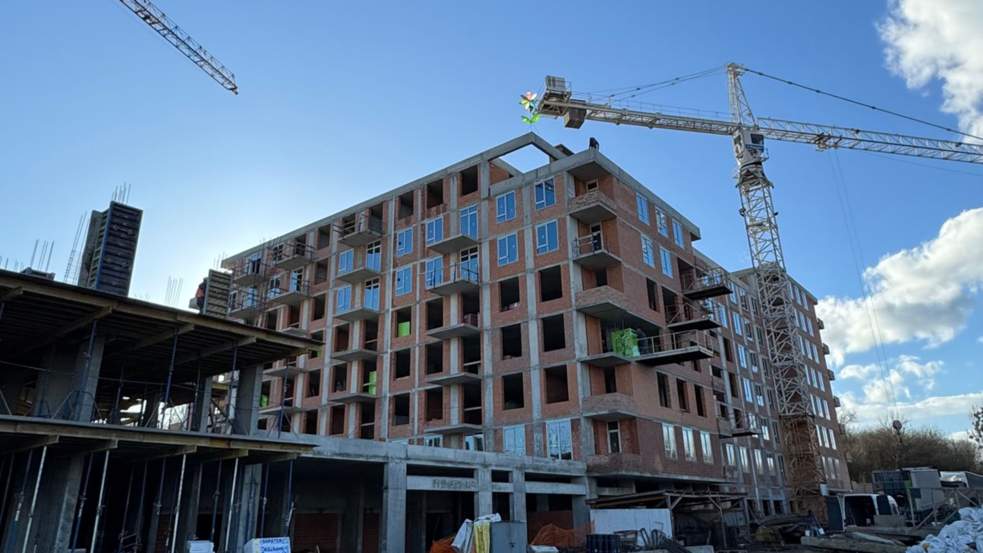 Станом на лютий 2025 року Затишний квартал MHouse хід будівництва фото 821620