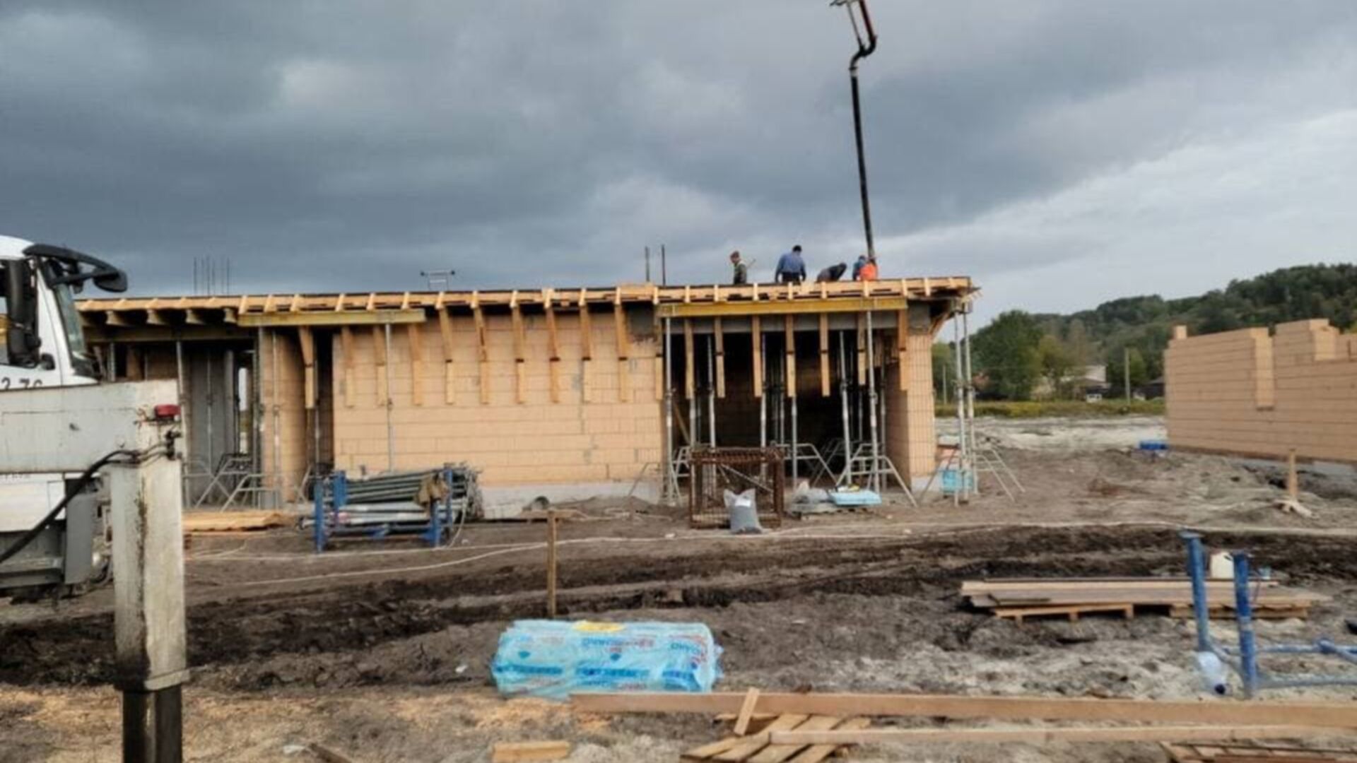 Состоянием на февраль 2025 года Котеджный городок Oasis ход строительства фото 826022