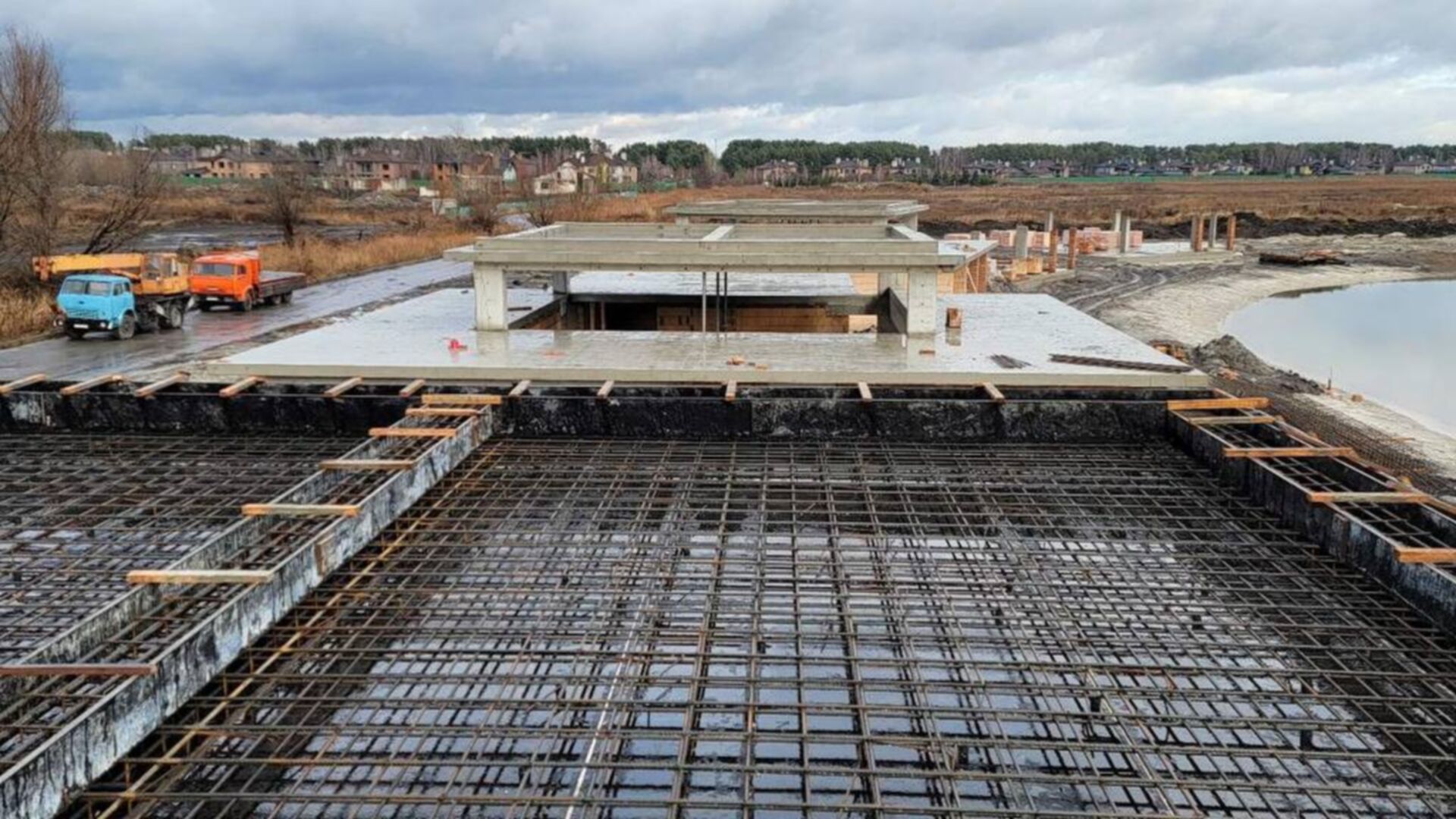 Состоянием на февраль 2025 года Котеджный городок Oasis ход строительства фото 826026